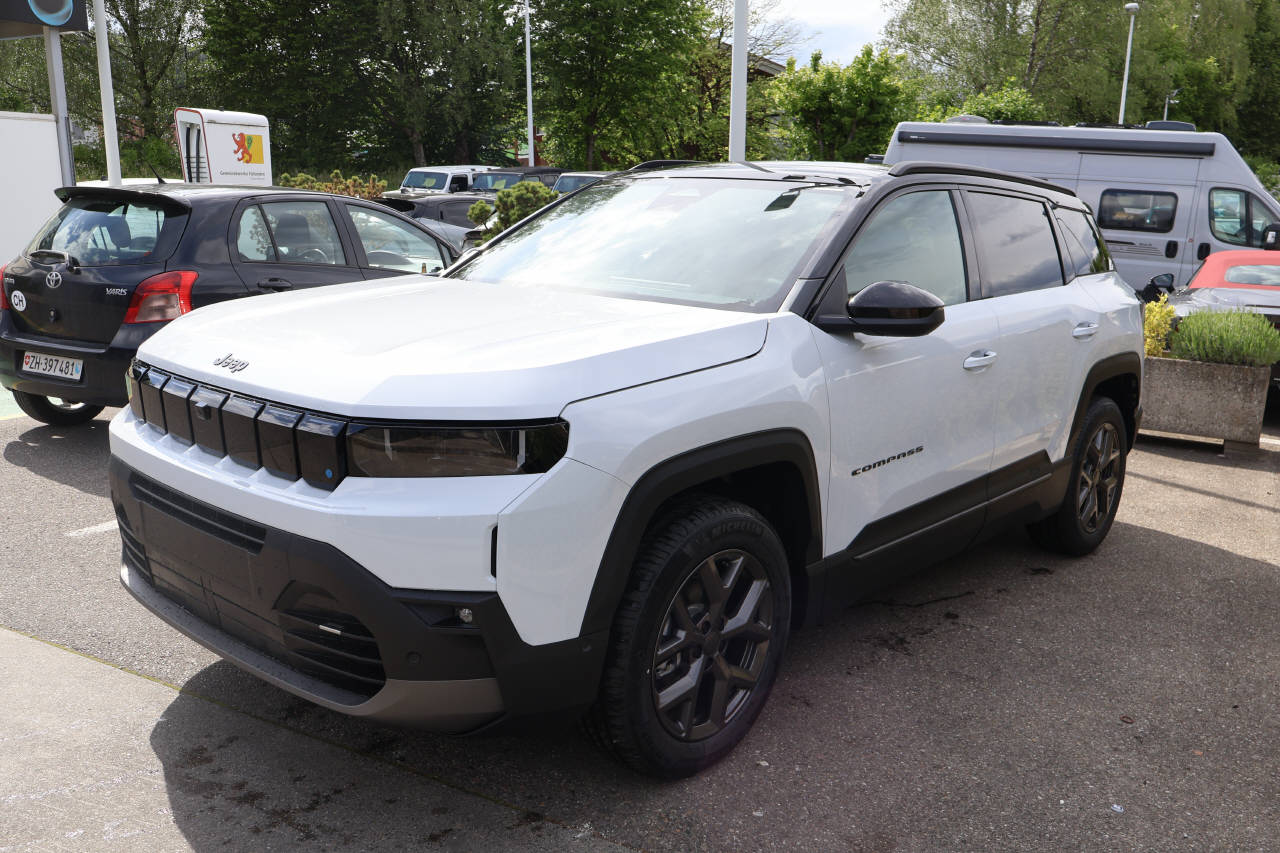 JEEP Compass 1.2 MHEV First Edition-image-6