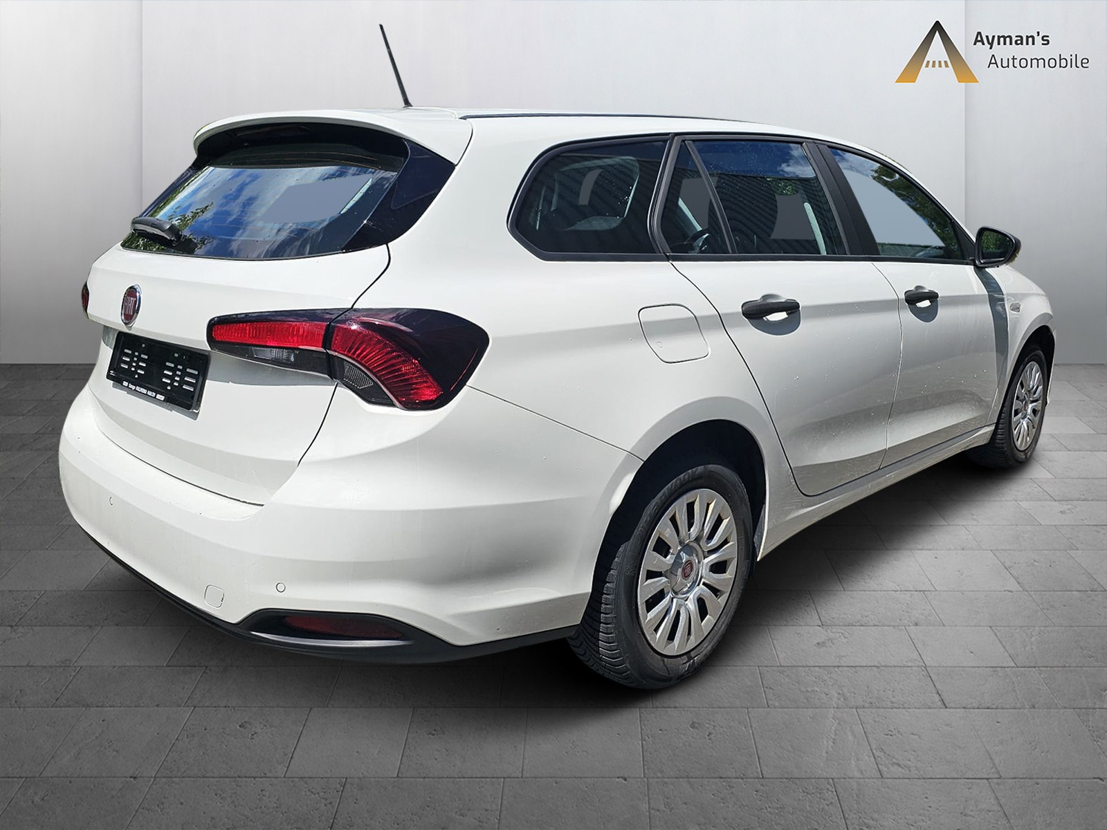 FIAT Tipo 1.4T Station Wagon Street-image-8