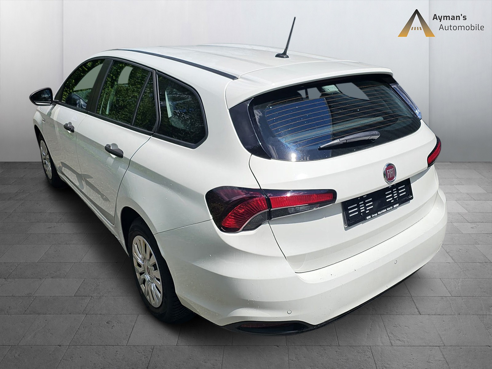 FIAT Tipo 1.4T Station Wagon Street-image-6