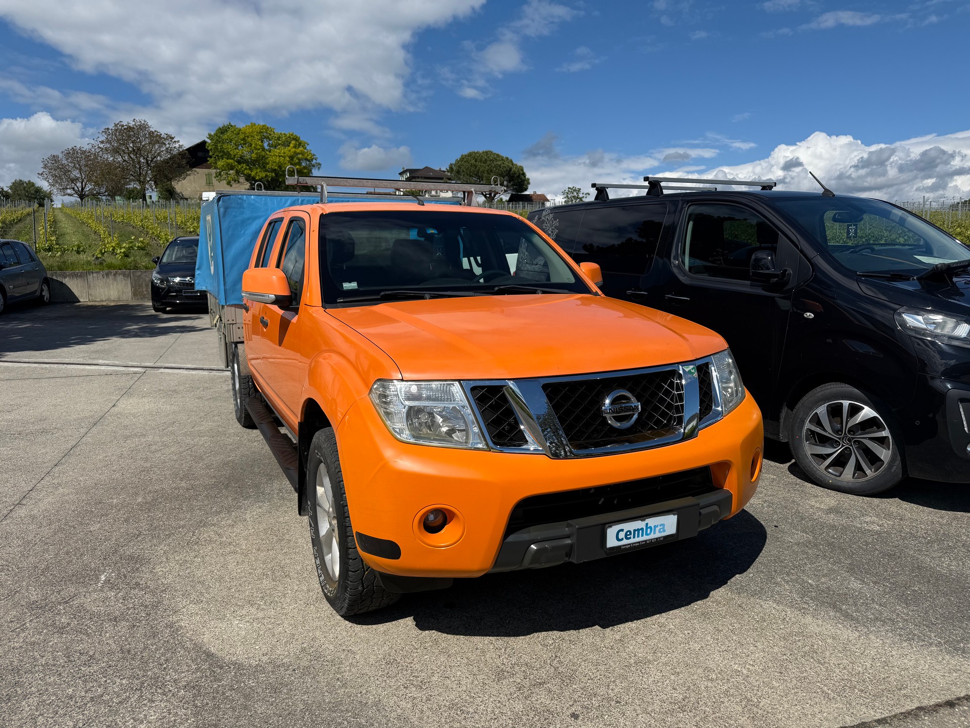 NISSAN Navara Double Cab SE 2.5 dCi 4WD Automat-image-3