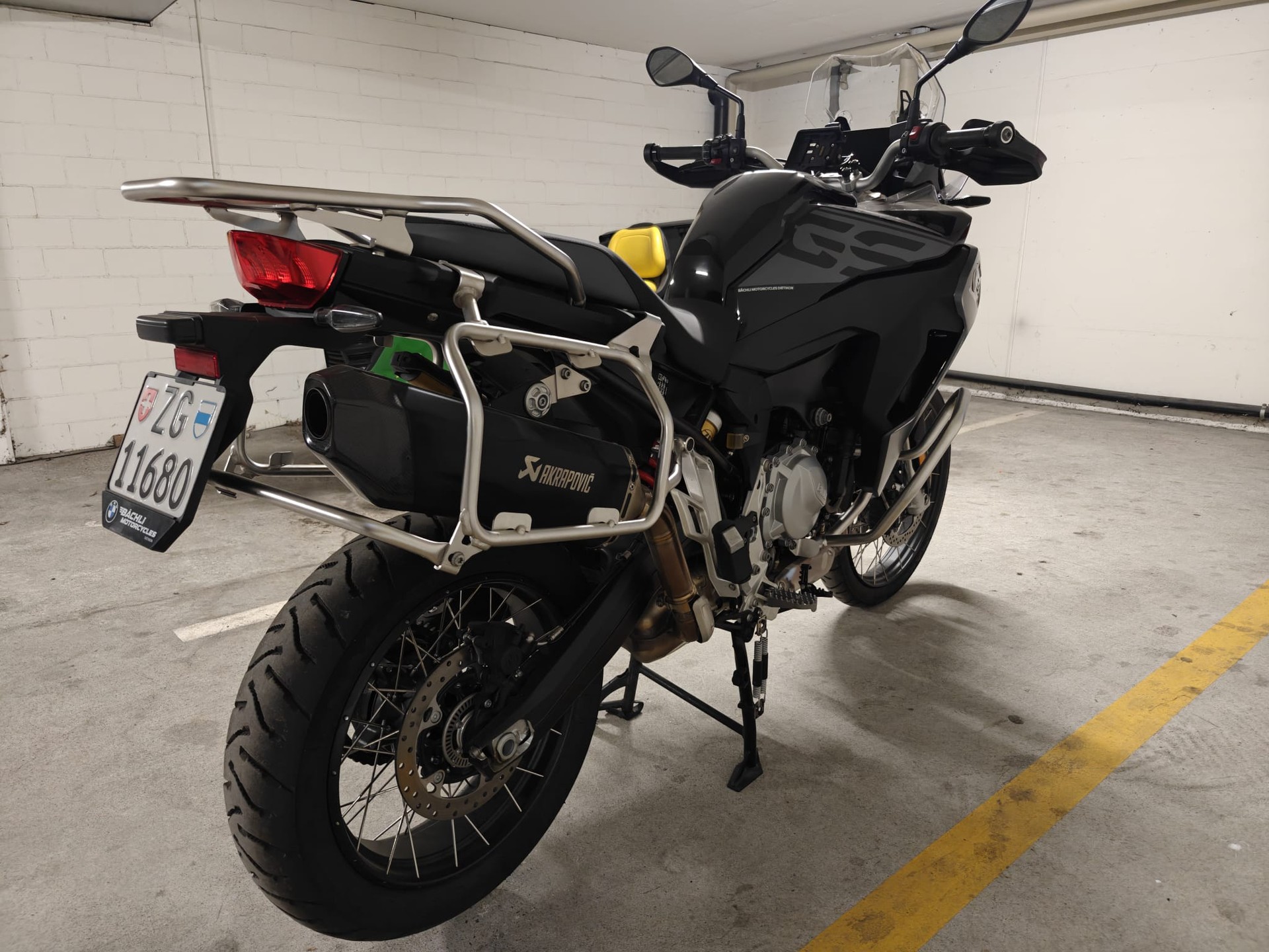 BMW F 850 GS Adventure Triple Black-image-1