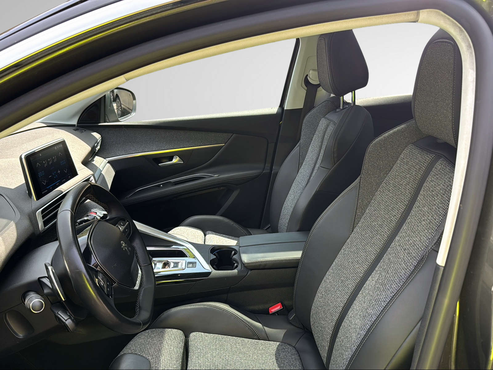 PEUGEOT 3008 1.6 THP GT Line EAT-image-12