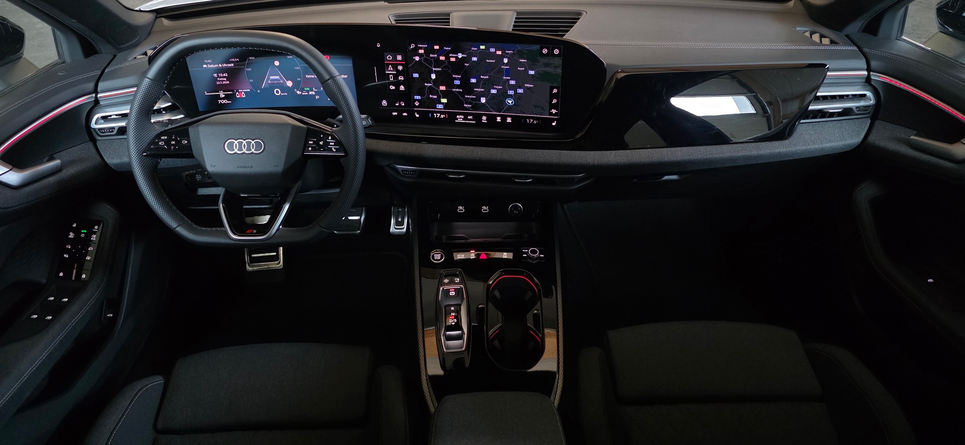 AUDI A5 Avant TFSI S tronic S-LINE *Abstandsregler*LaneAssist*Sitzheizung*Ambientebeleuchtung*CarPlay/AndroidAuto*-image-10