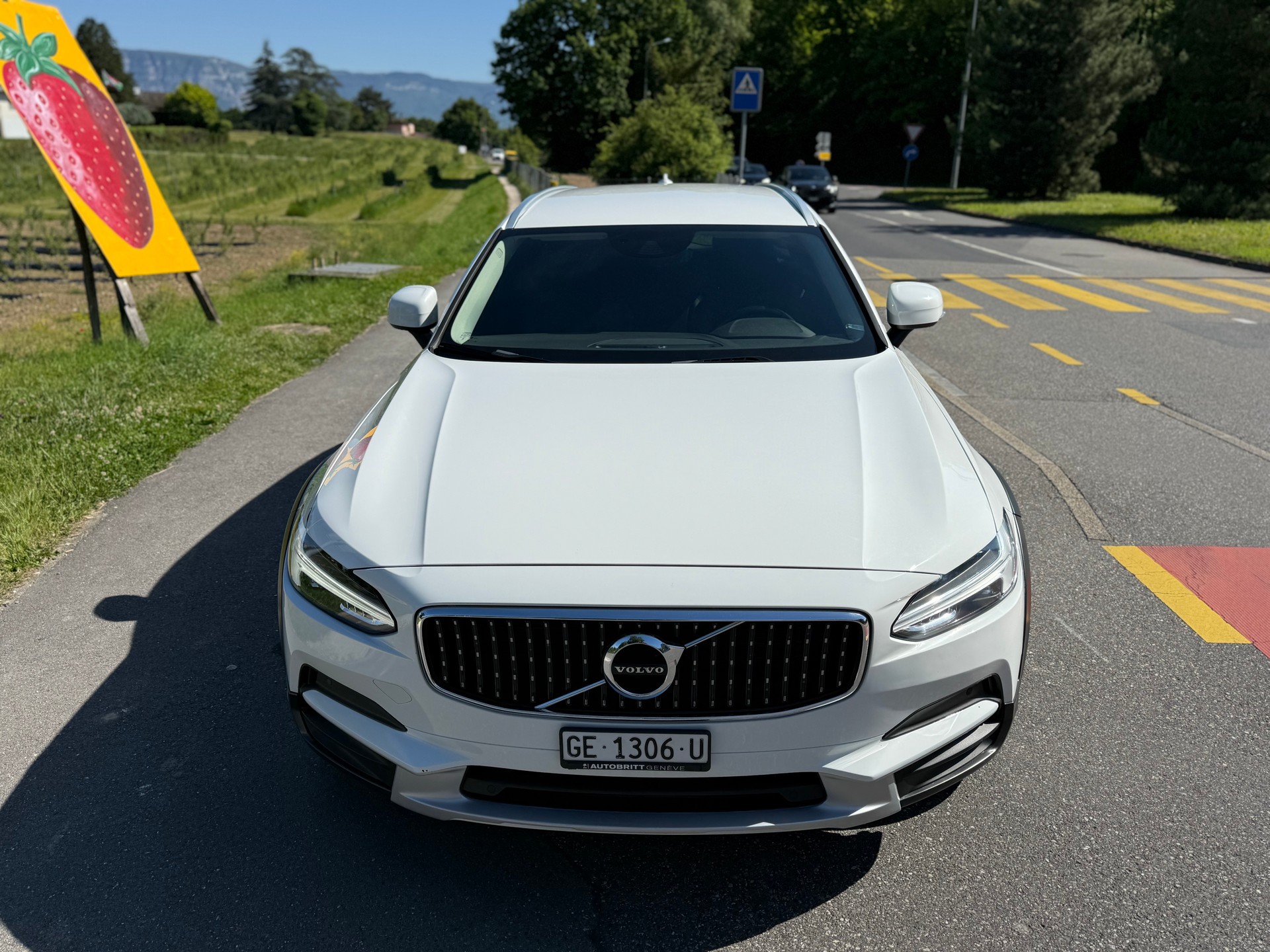 VOLVO V90 Cross Country D4 AWD
