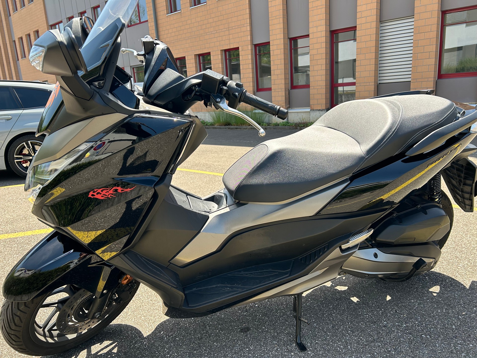 HONDA FORZA 125-image-0