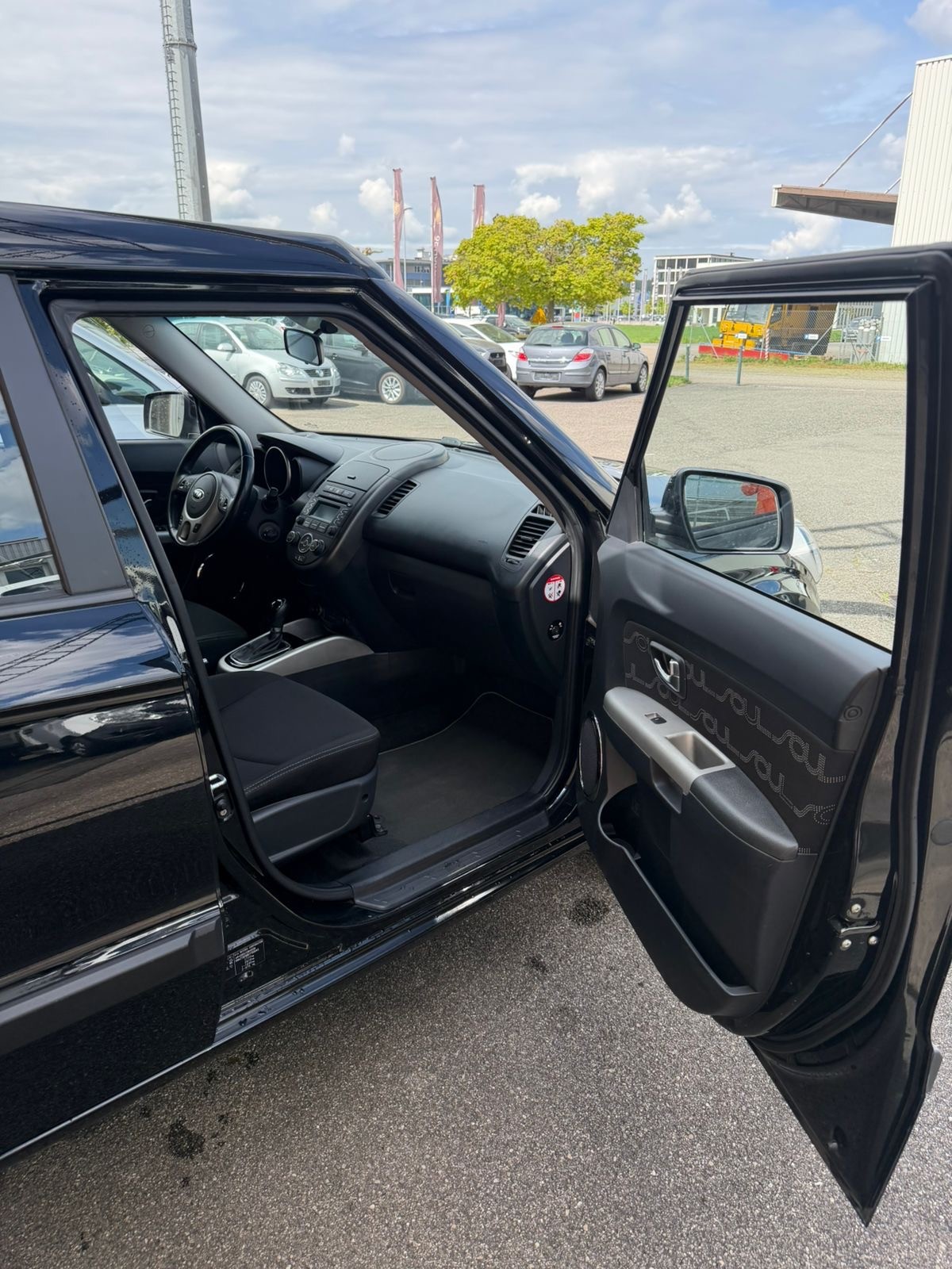 KIA Soul 1.6 GDI Style Automatic-image-9