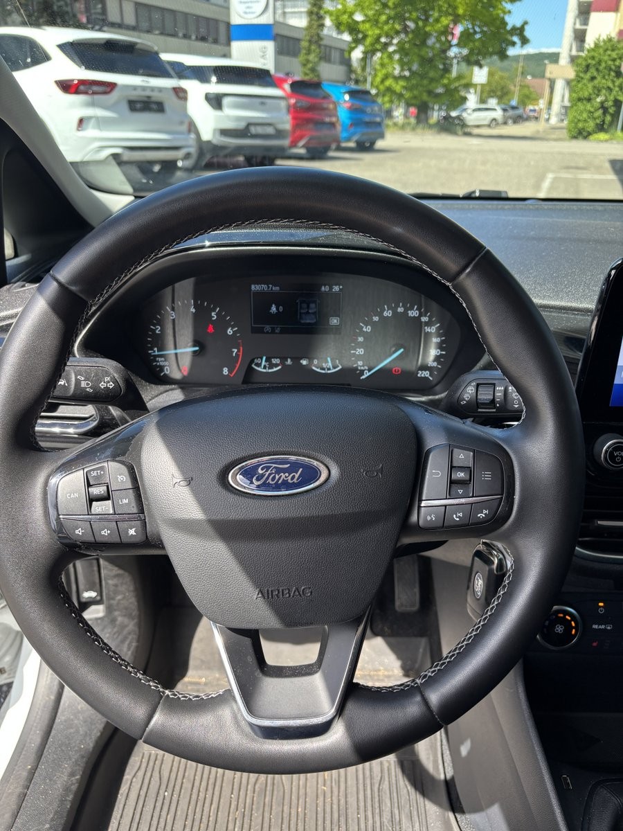 FORD Fiesta 1.0 EcoB 100 Cool & Connect-showroom-element-3