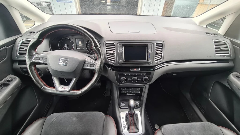 SEAT Alhambra 2.0 TDI 4Drive SWISS FR ** 7-Plätzer ** Alcantara-Leder ** Gr-Navi ** RF-Kamera ** Anh-Kupplung ** Ab MFK & Service **-image-14