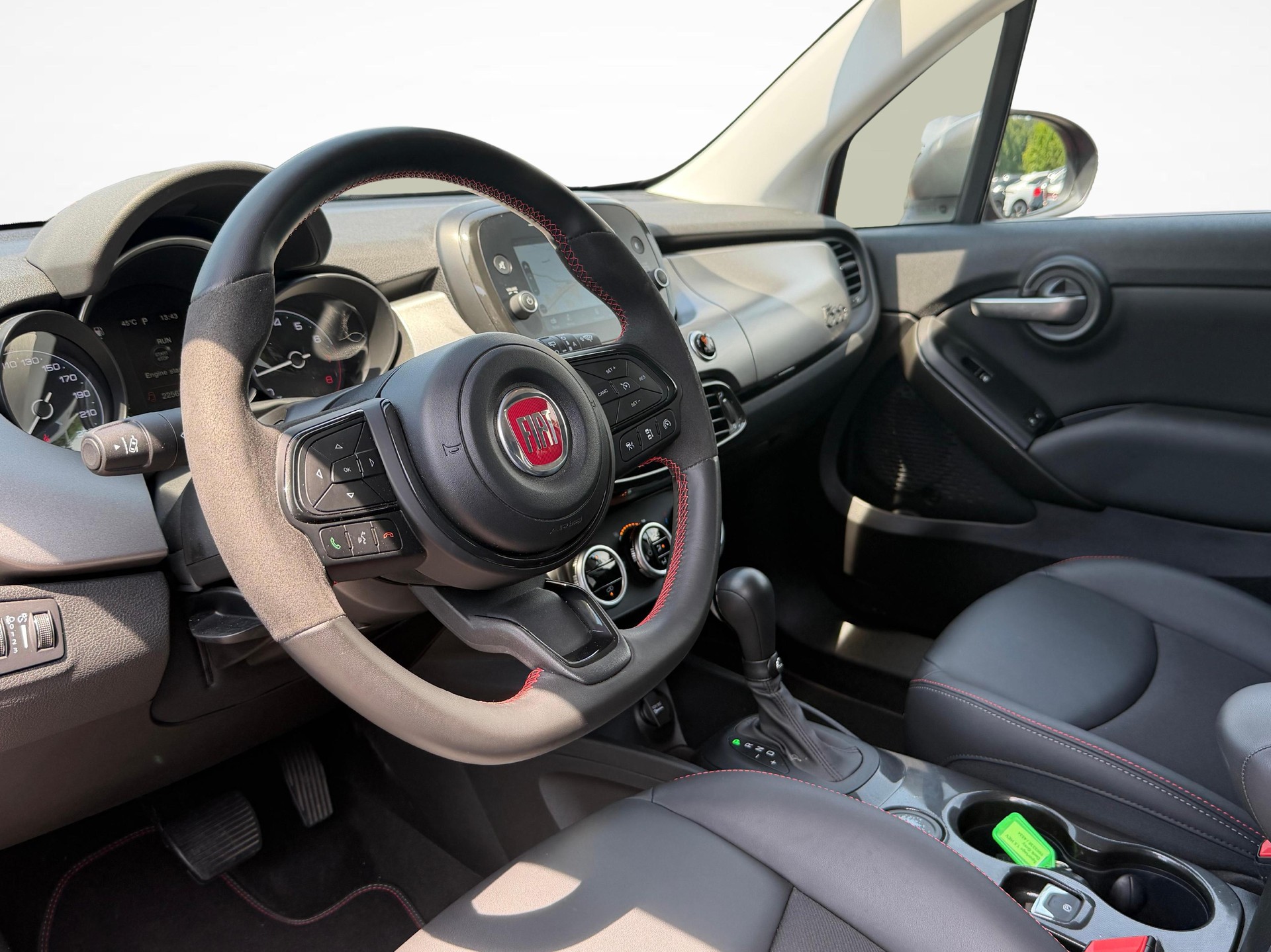 FIAT 500 X 1.5 Hybrid Sport-showroom-element-3