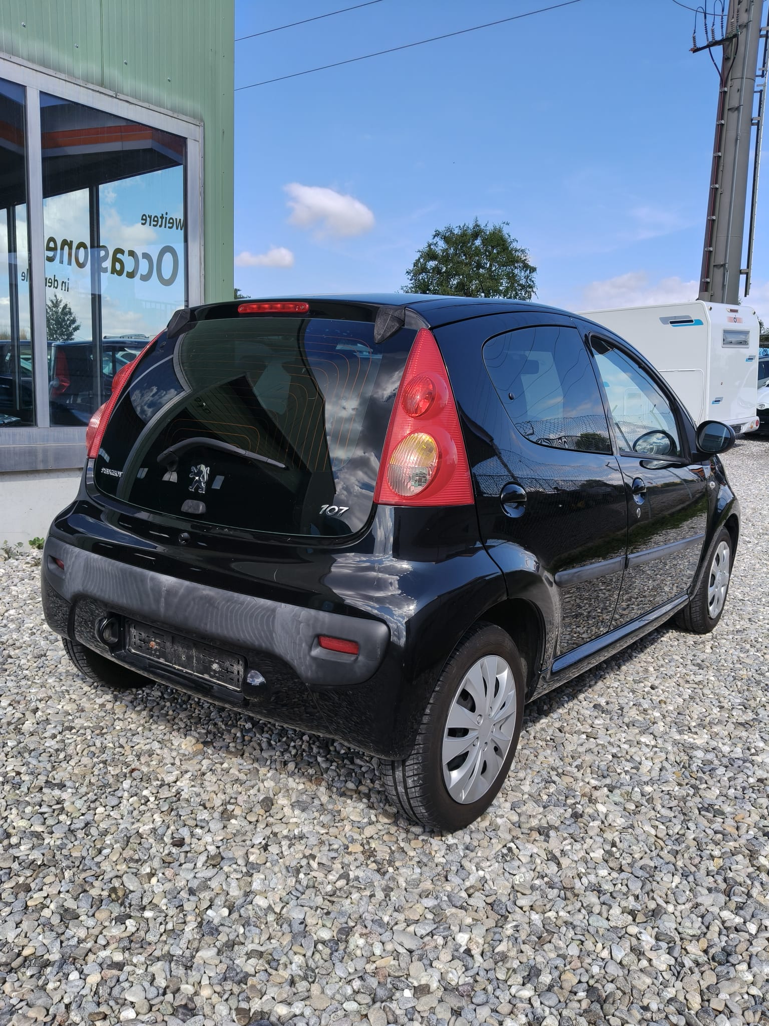 PEUGEOT 107 1.0 Trendy-image-4