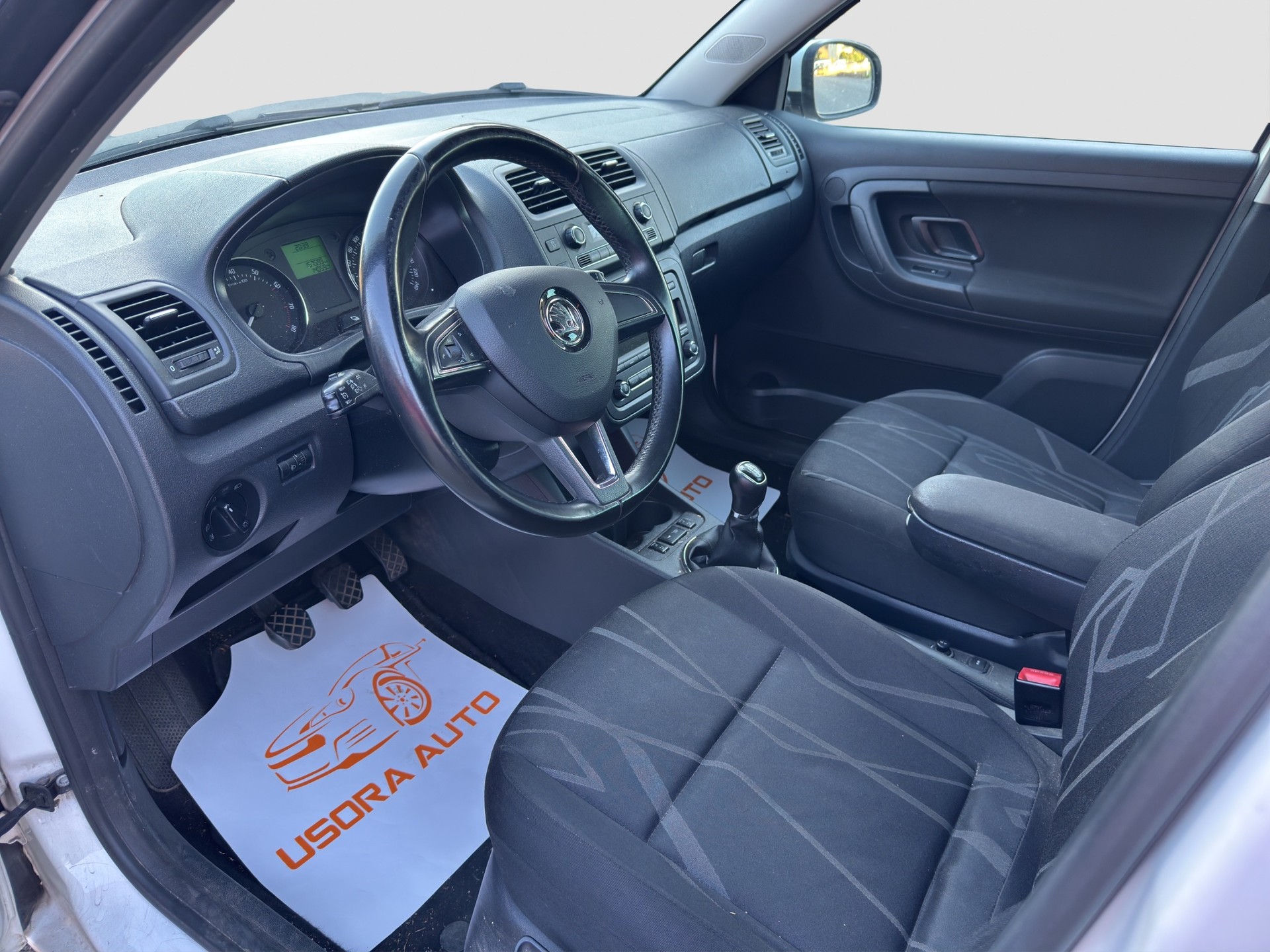 SKODA FABIA-image-8