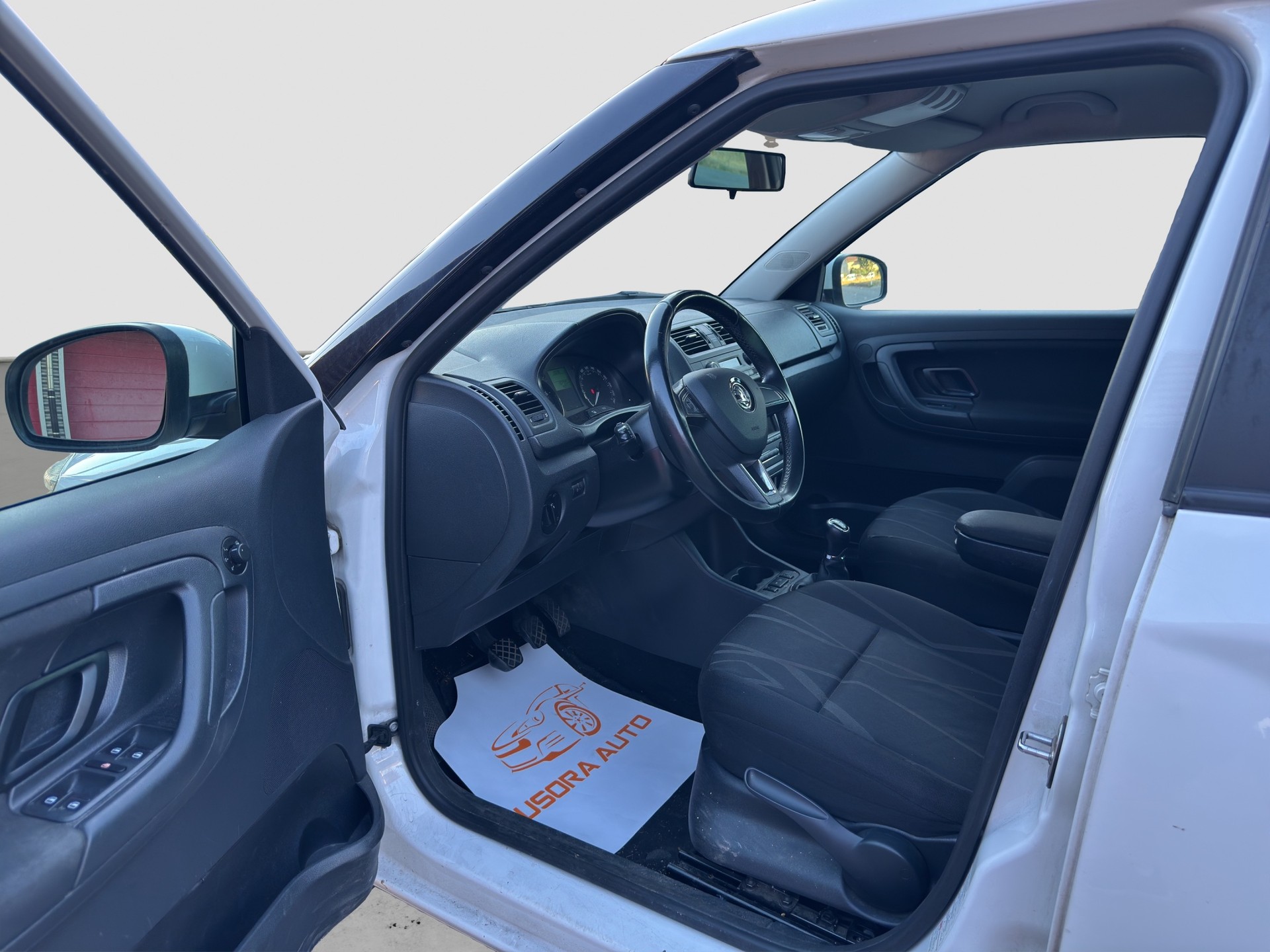 SKODA FABIA-image-10