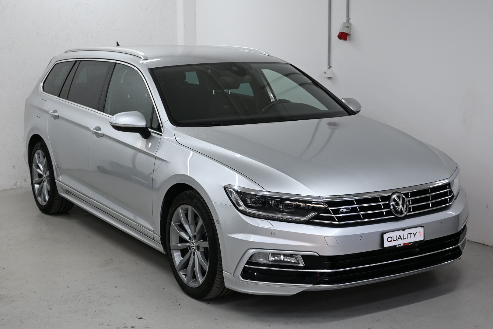 VW Passat Variant 2.0 TSI BMT Highline 4Motion DSG-image-1