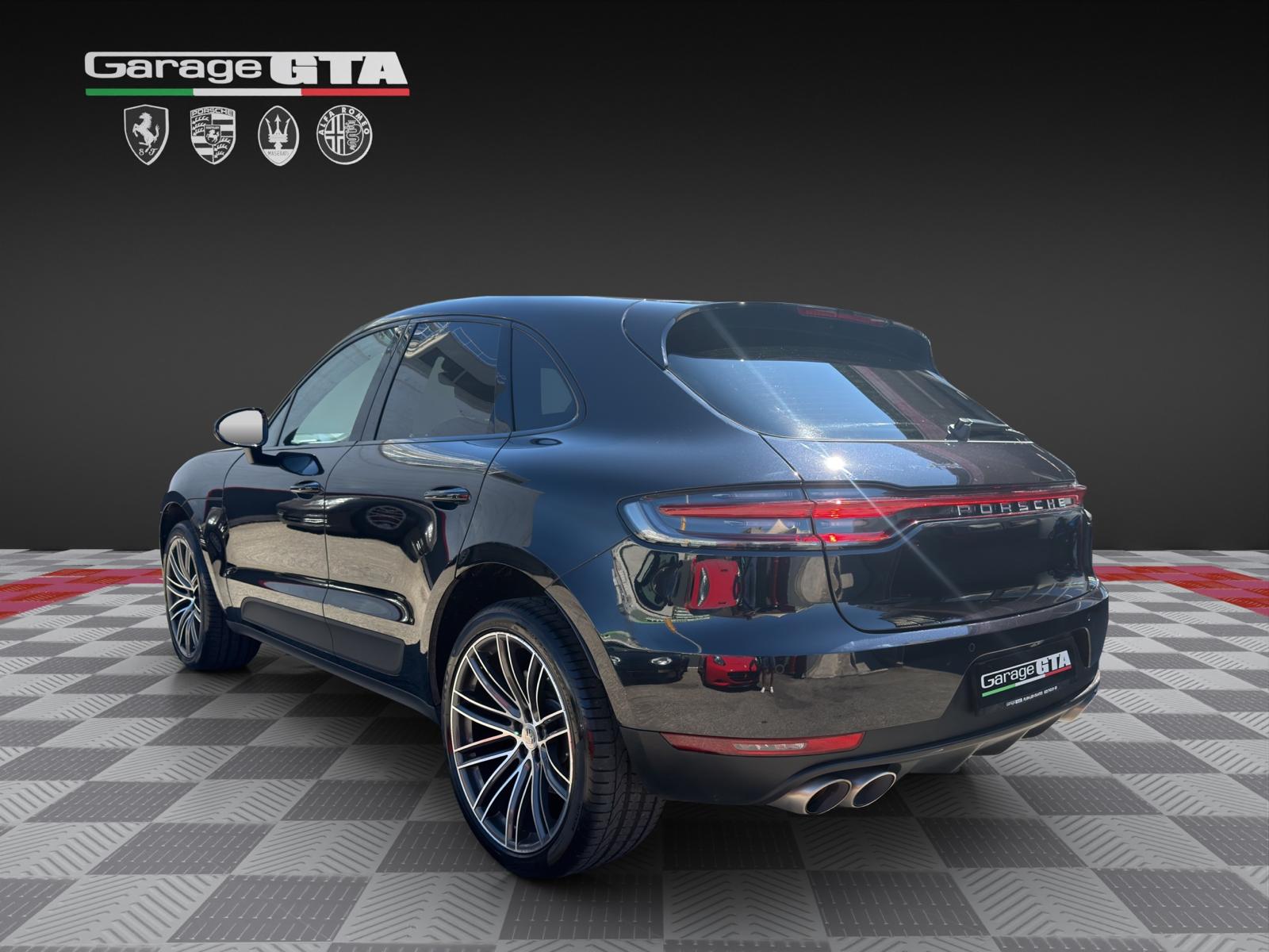PORSCHE Macan S PDK-showroom-element-2