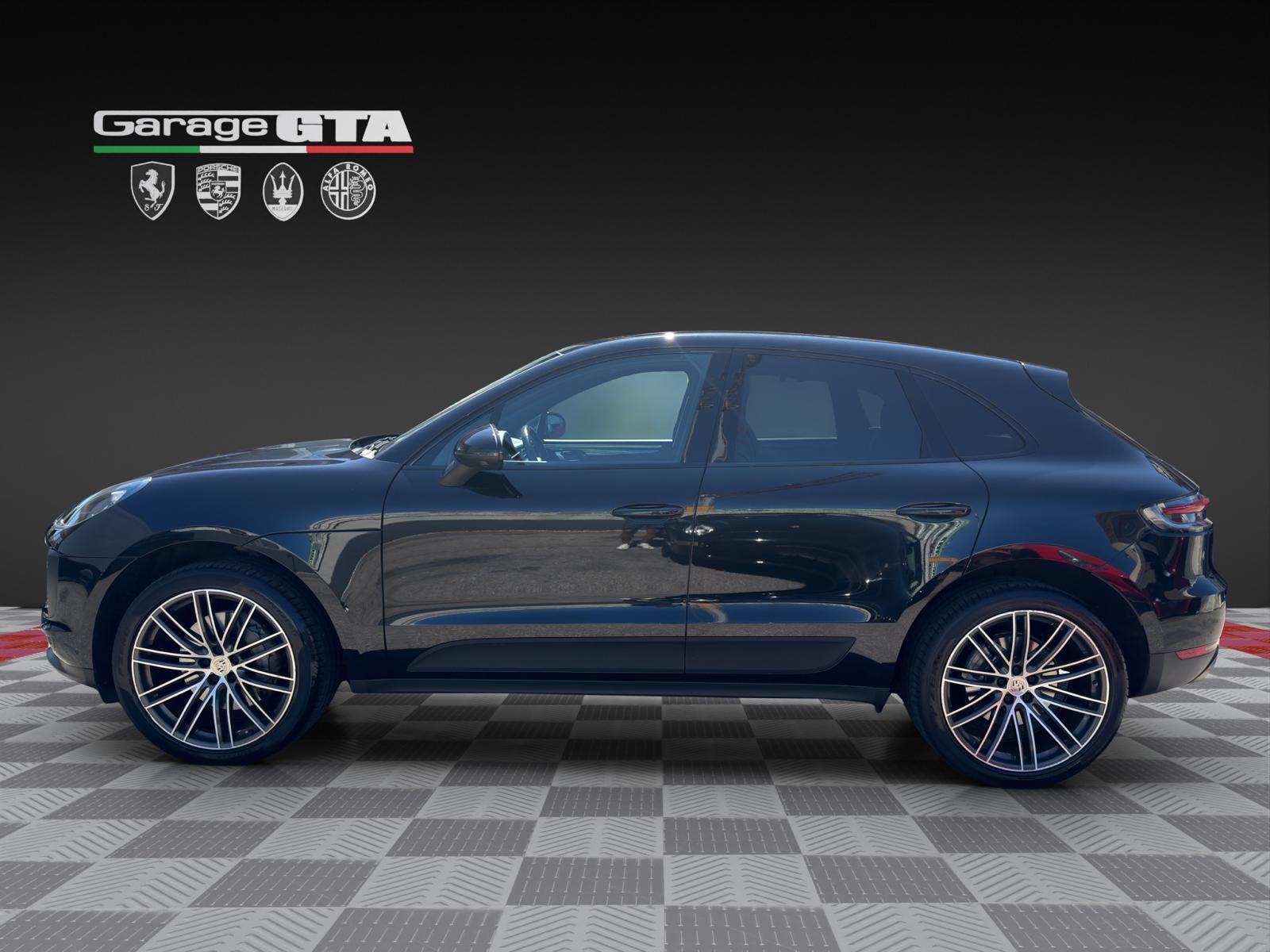 PORSCHE Macan S PDK-showroom-element-1