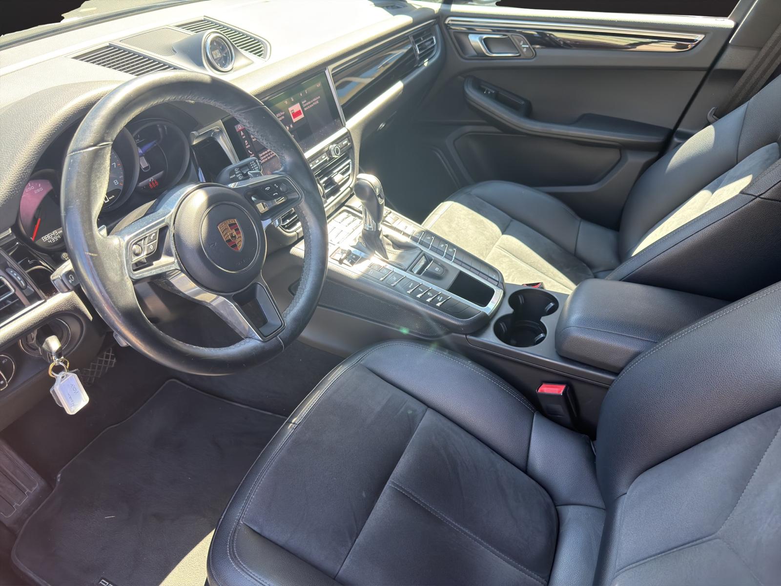 PORSCHE Macan S PDK-image-8