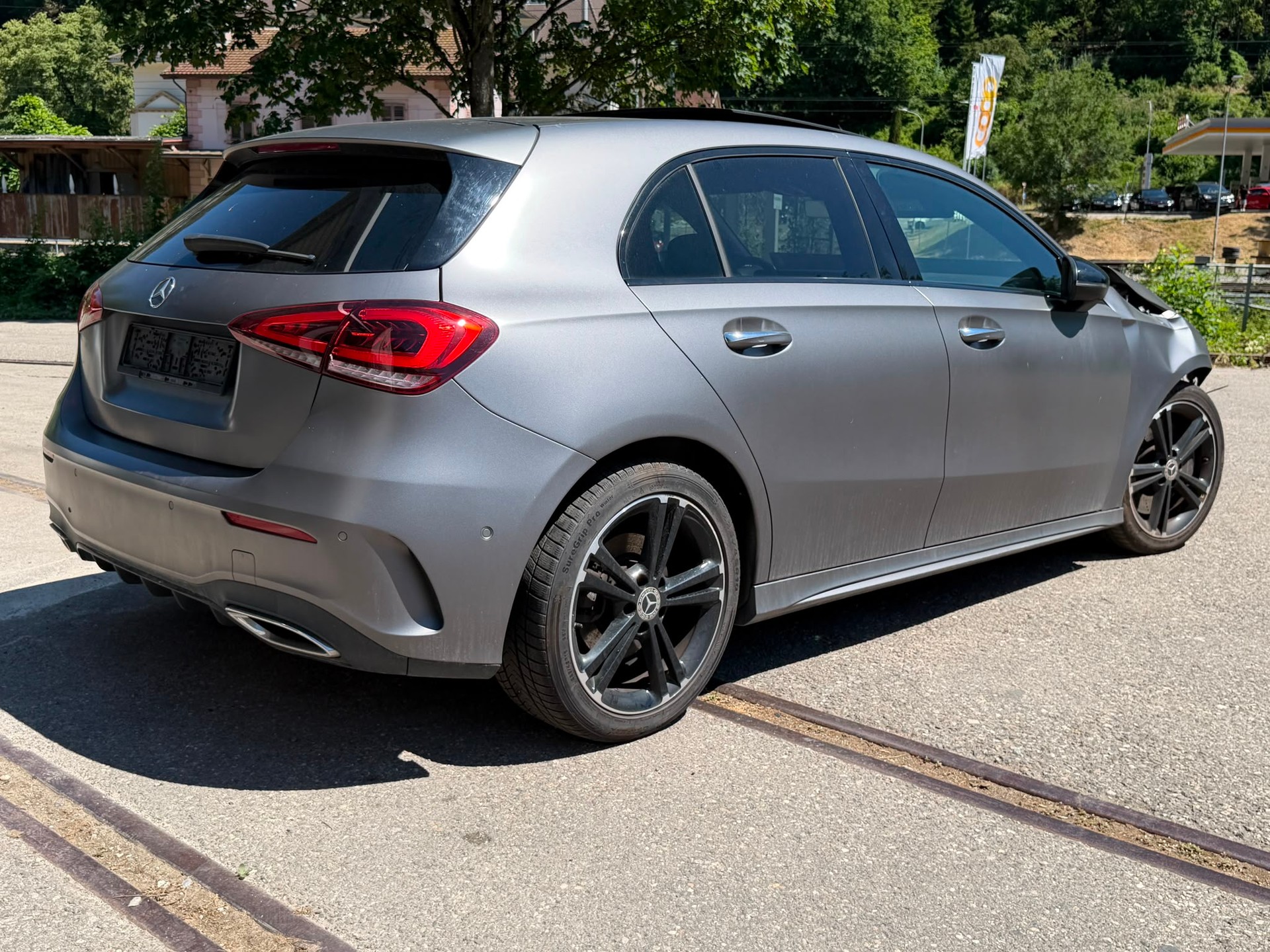 MERCEDES-BENZ A 250 AMG Line 7G-DCT-showroom-element-1