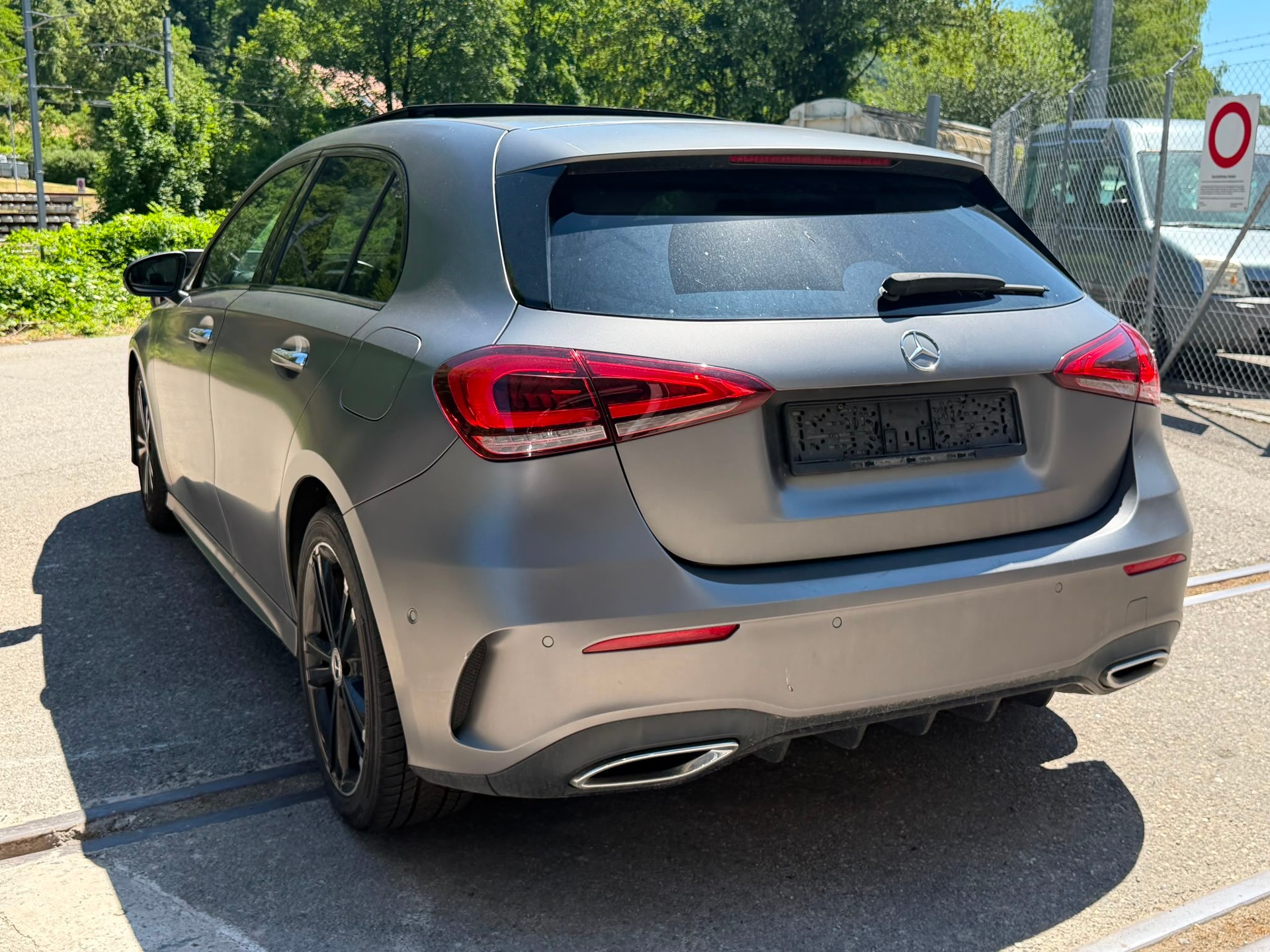 MERCEDES-BENZ A 250 AMG Line 7G-DCT-showroom-element-3