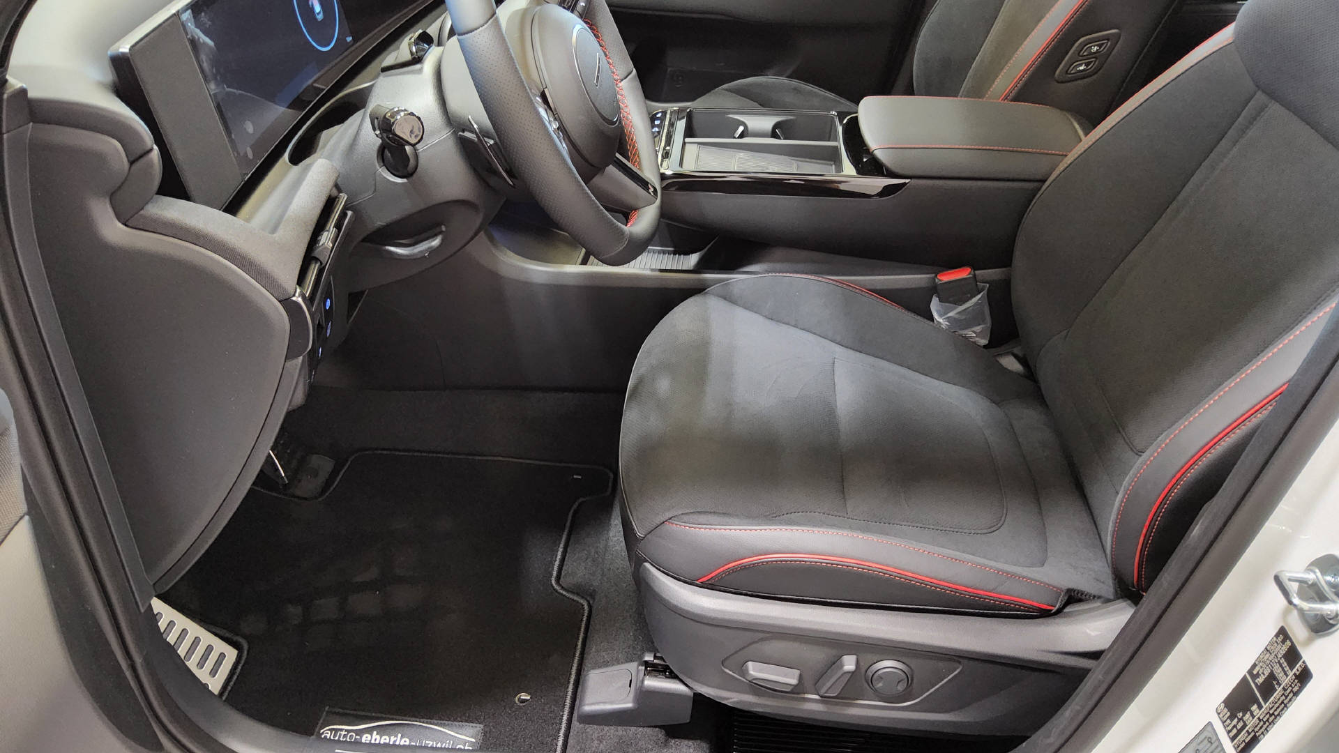 HYUNDAI Tucson 1.6 T-GDi HEV N-Line 4WD-image-11