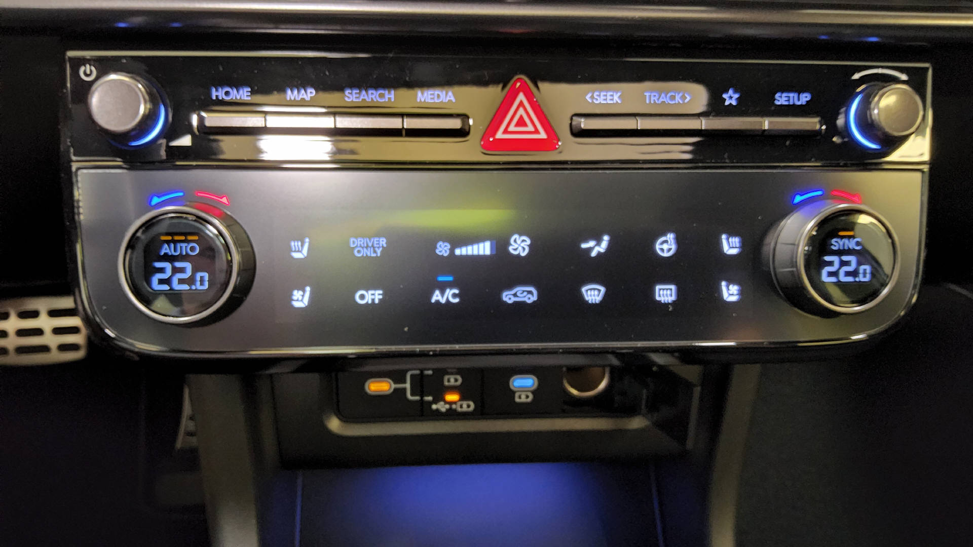 HYUNDAI Tucson 1.6 T-GDi HEV N-Line 4WD-image-17