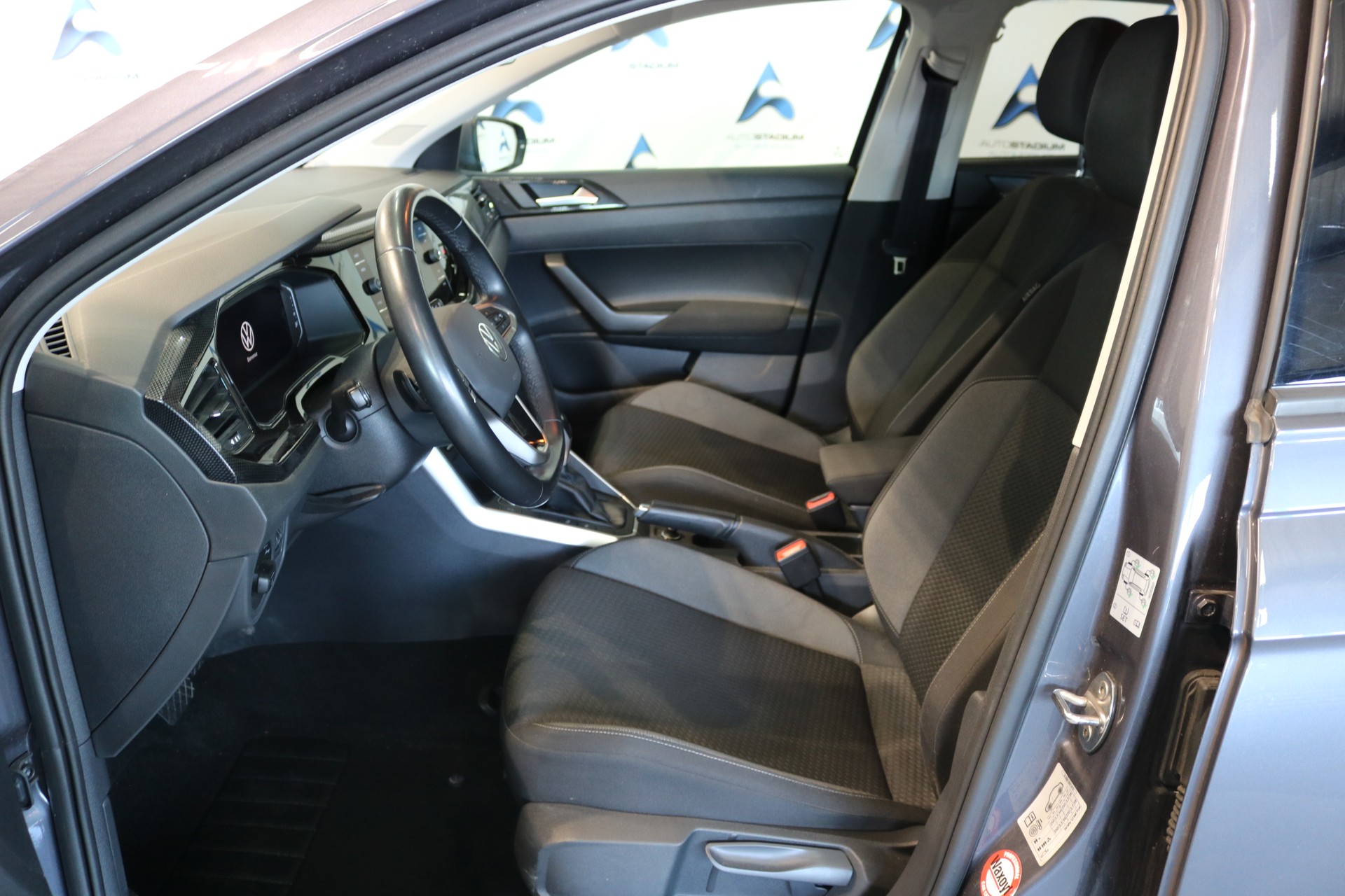 VW Polo 1.0 TSI Style DSG-image-36