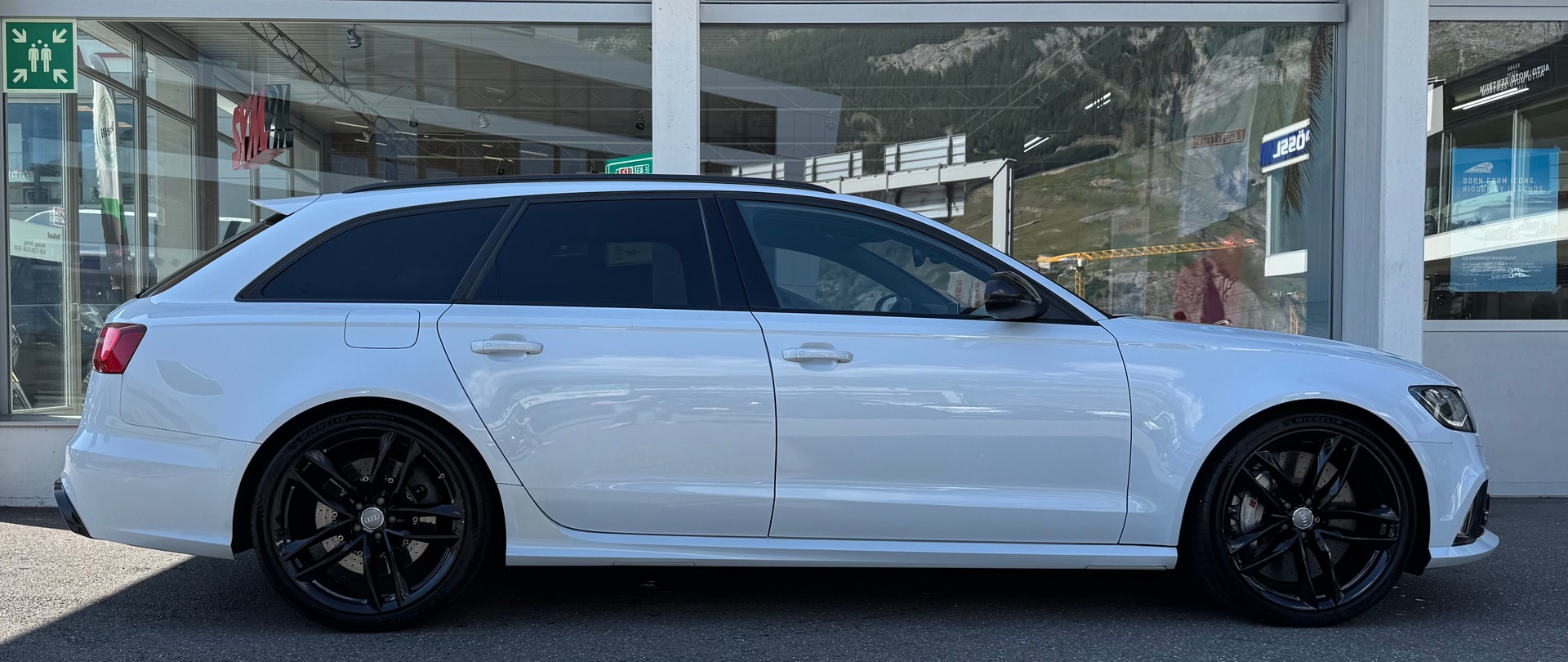 AUDI RS6 Avant 4.0 TFSI V8 quattro Tiptronic-showroom-element-1