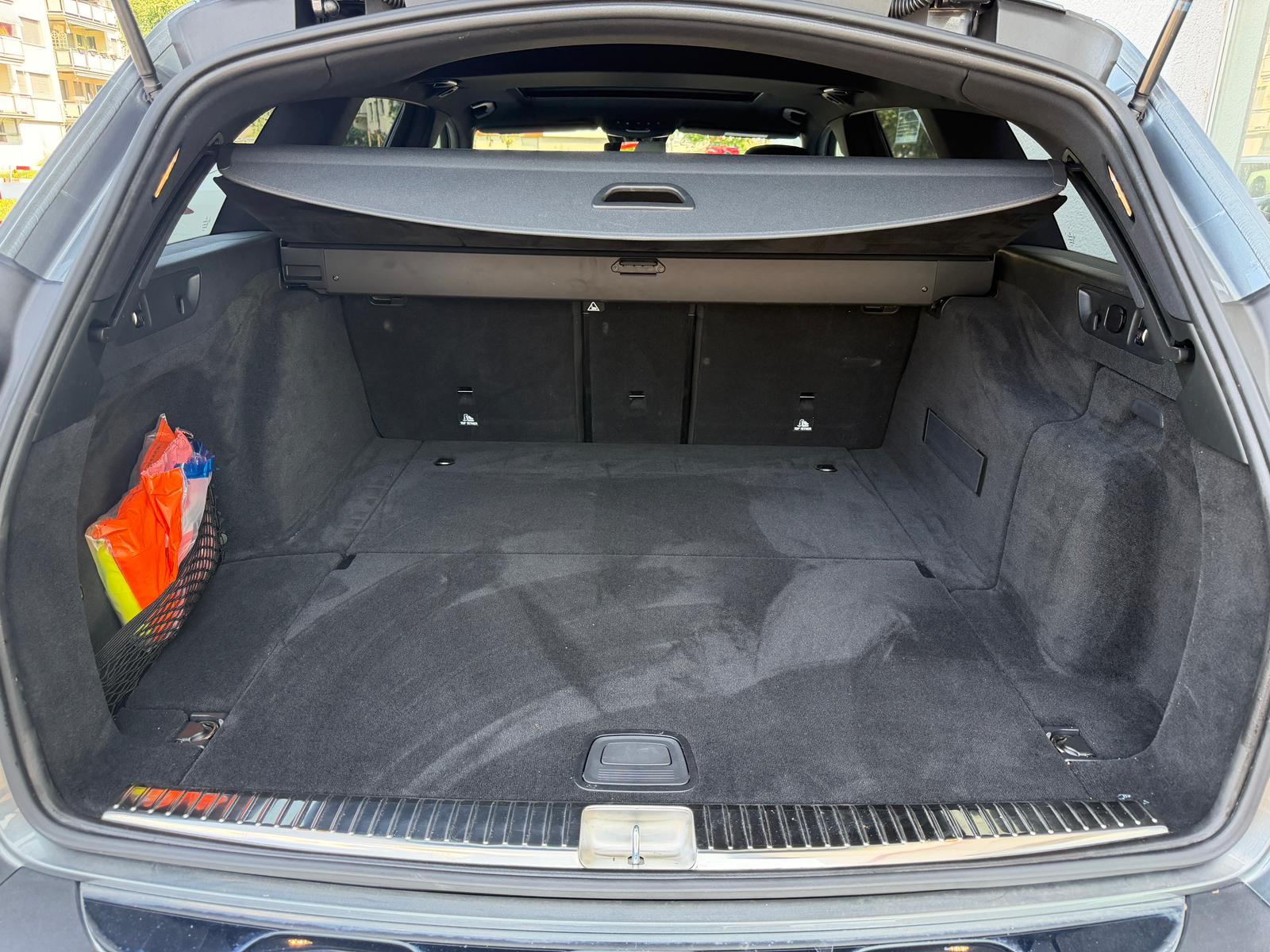 MERCEDES-BENZ E 220 d All-Terrain 4Matic Exclusive 9G-Tronic *Luftfahrwerk*-image-10