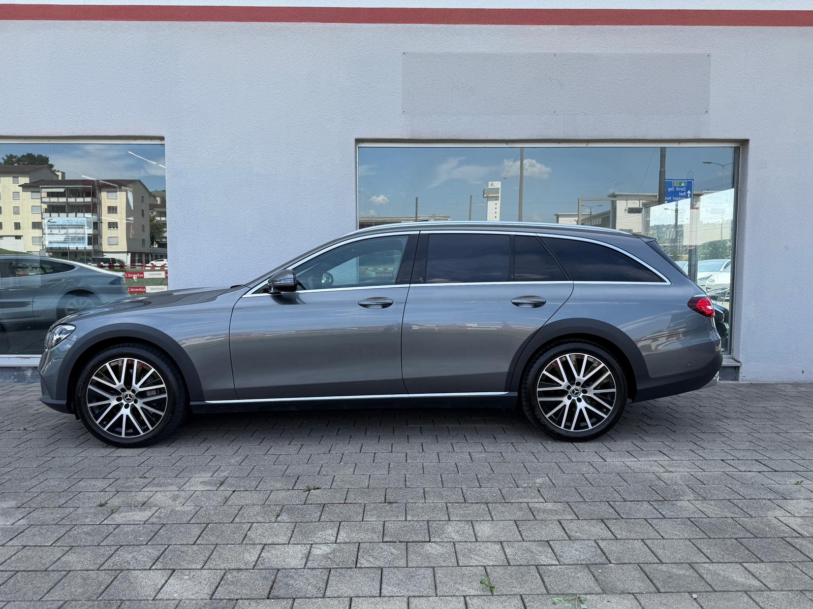 MERCEDES-BENZ E 220 d All-Terrain 4Matic Exclusive 9G-Tronic *Luftfahrwerk*-showroom-element-1