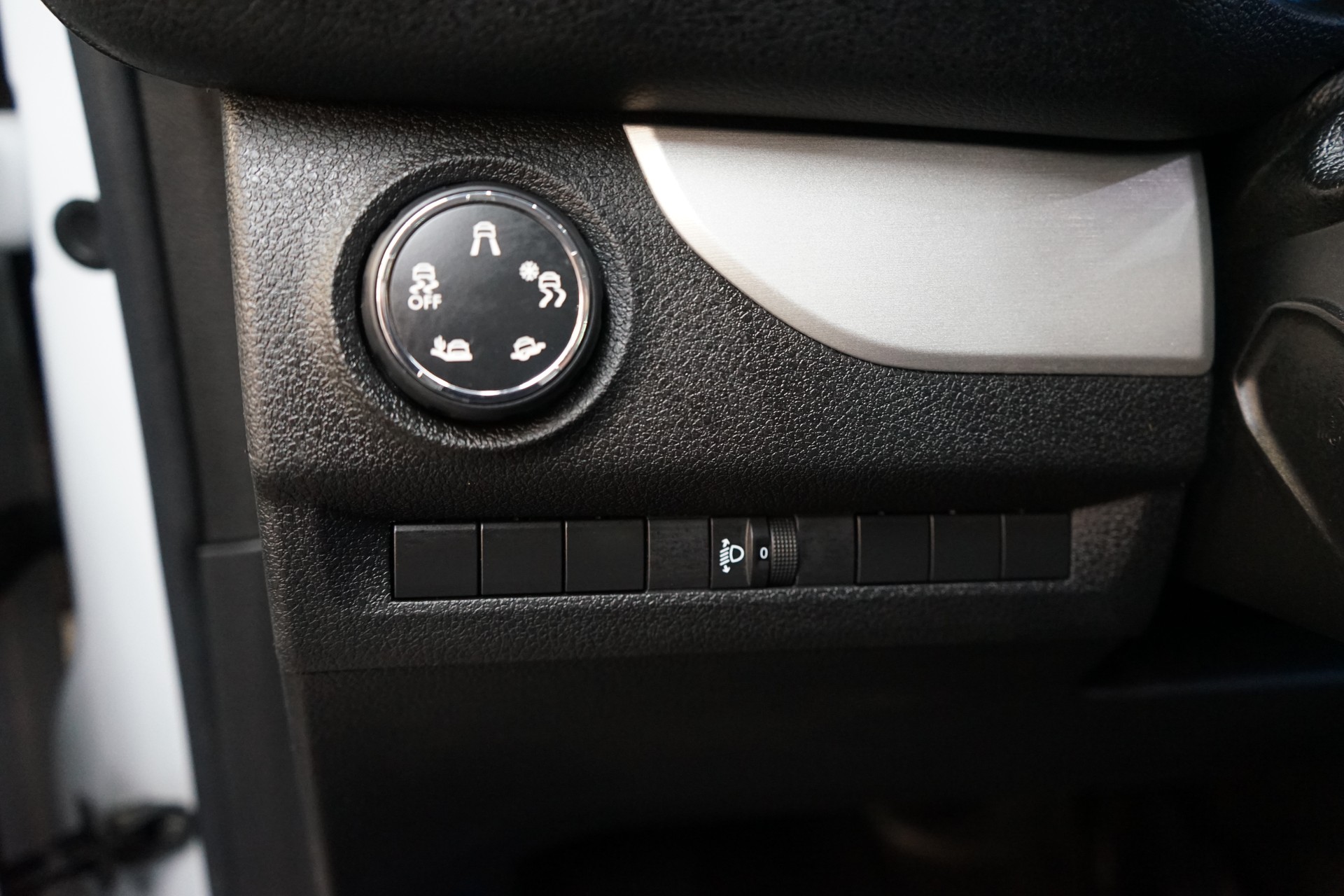 CITROEN Spacetourer EO 2.0 BlueHDi Business Lounge M EAT8-image-9