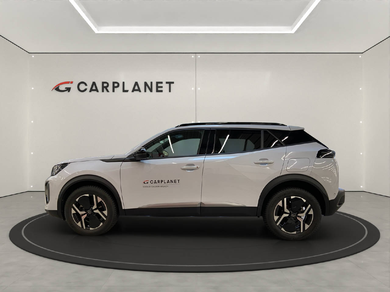 PEUGEOT 2008 1.2 Hybrid 145 Allure-showroom-element-1