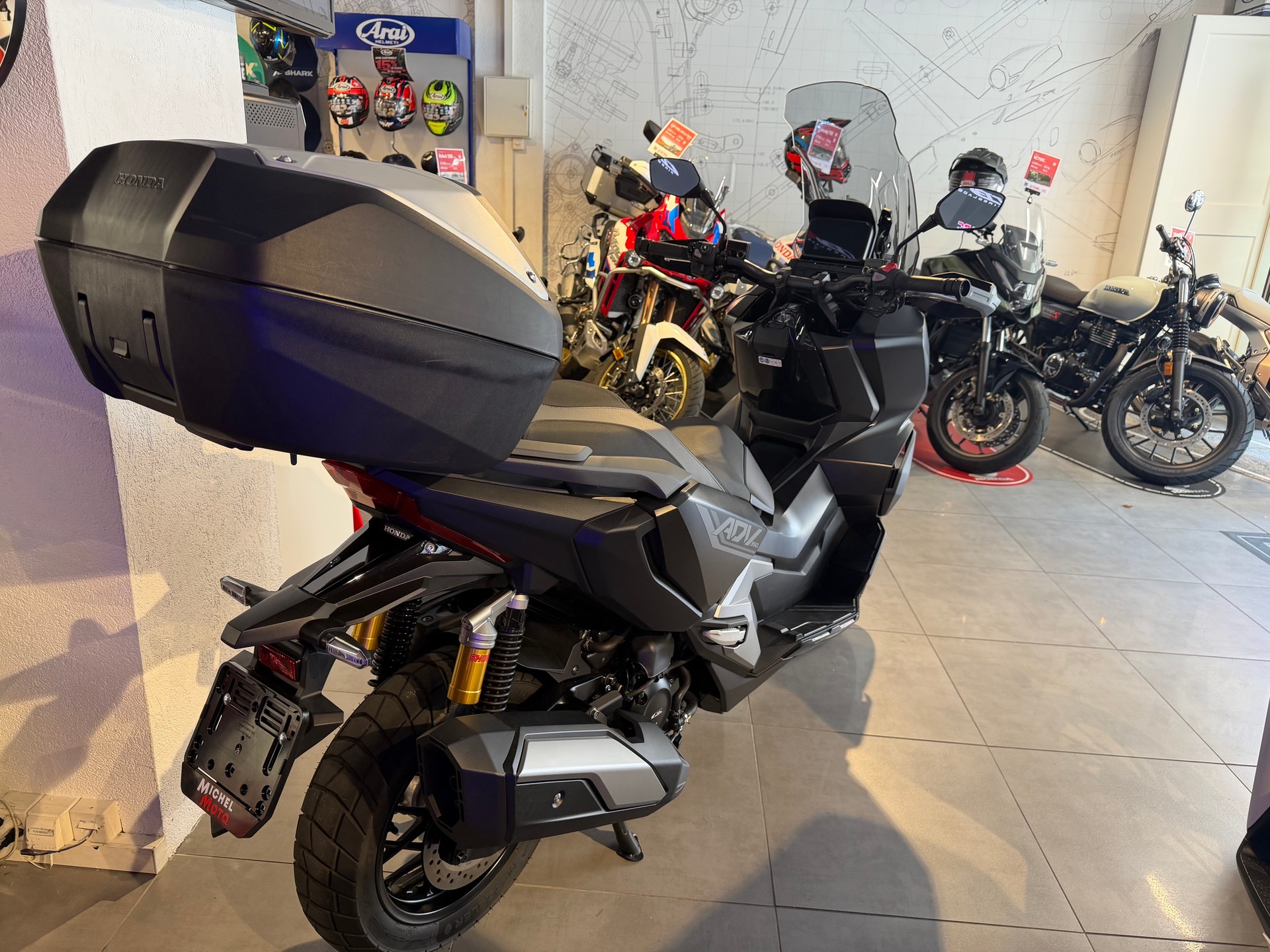 HONDA ADV 350-image-2