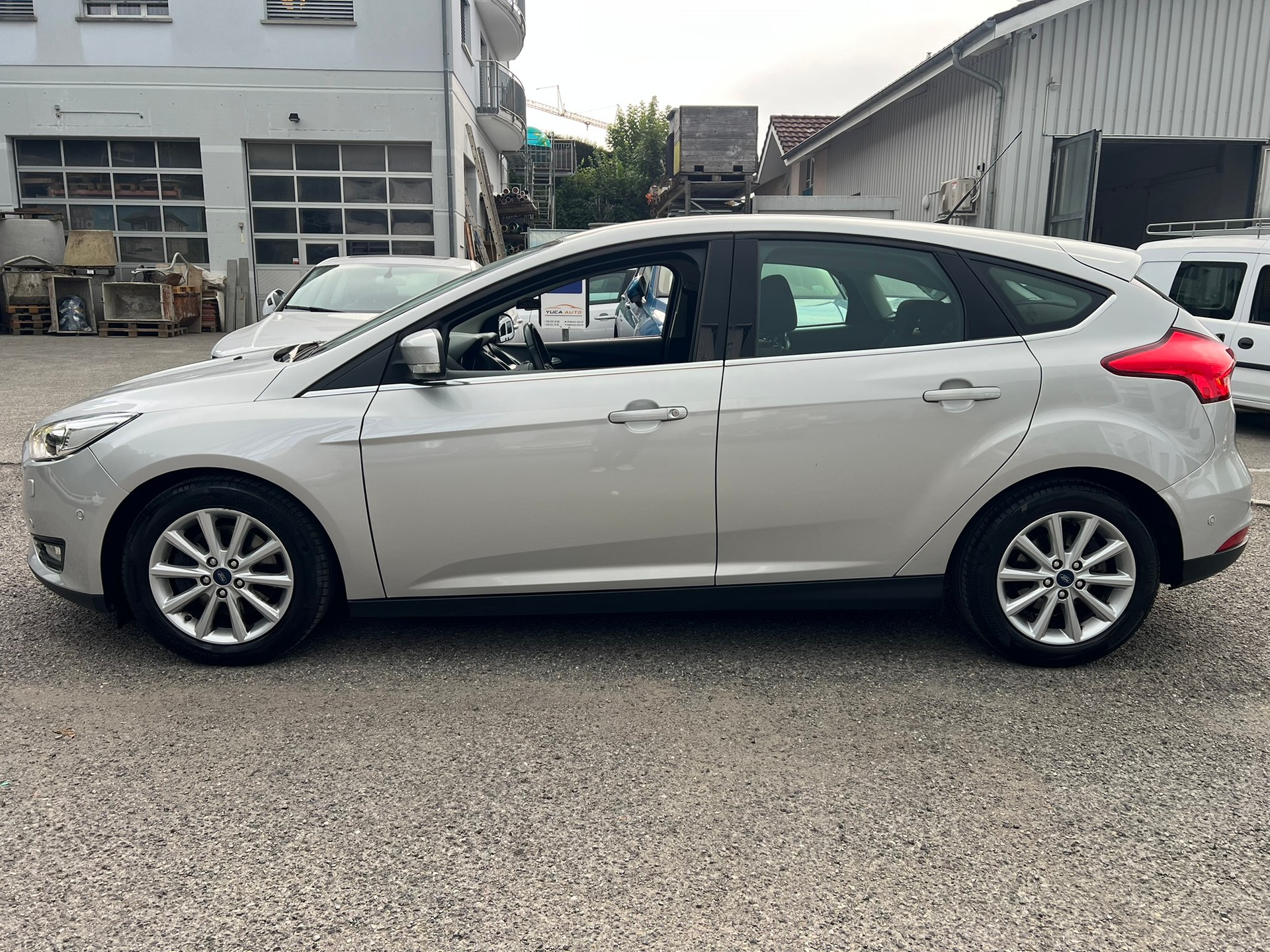 FORD Focus 1.5 SCTi Titanium Automatic-showroom-element-2