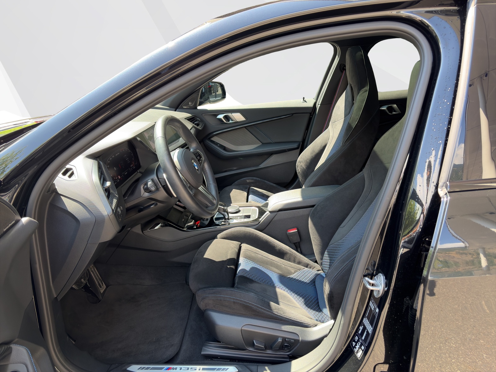 BMW M135i xDrive-image-9