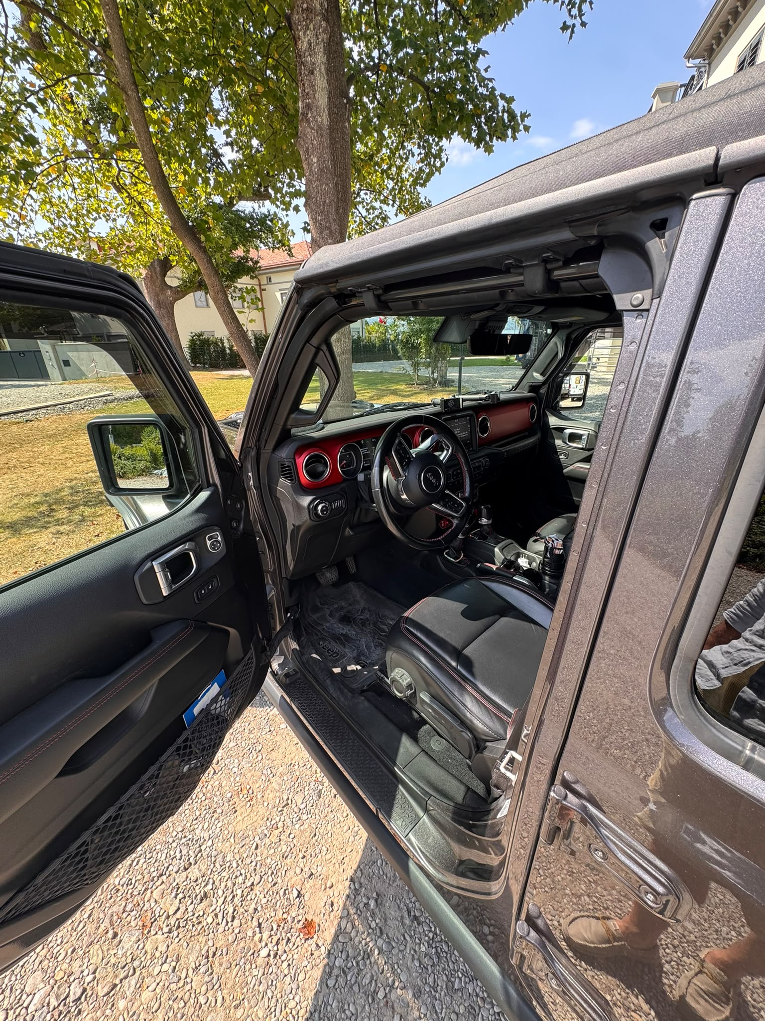 JEEP Wrangler 2.0 Unlimited Rubicon Automatic-image-8