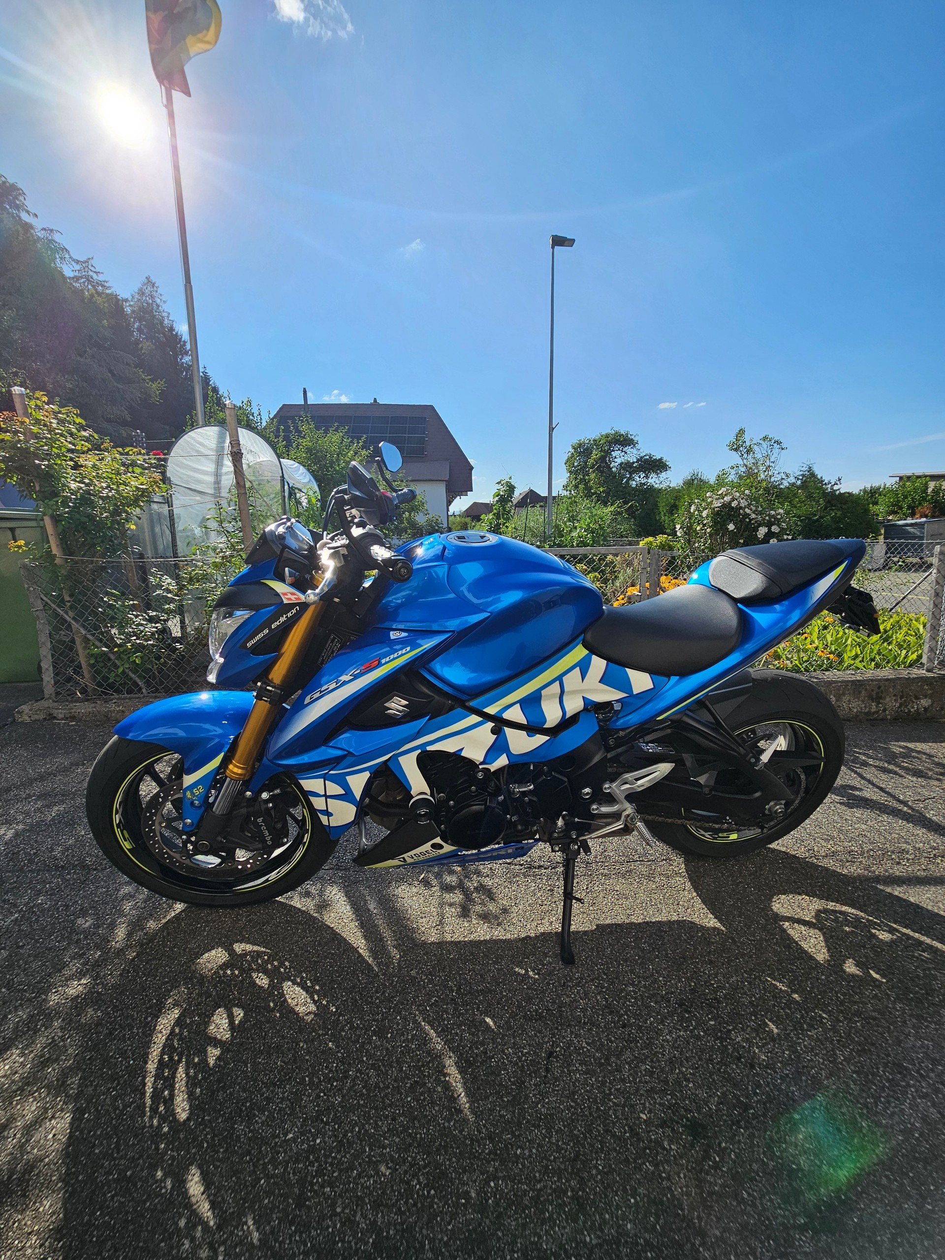 SUZUKI GSX-S 1000 ABS-image-2