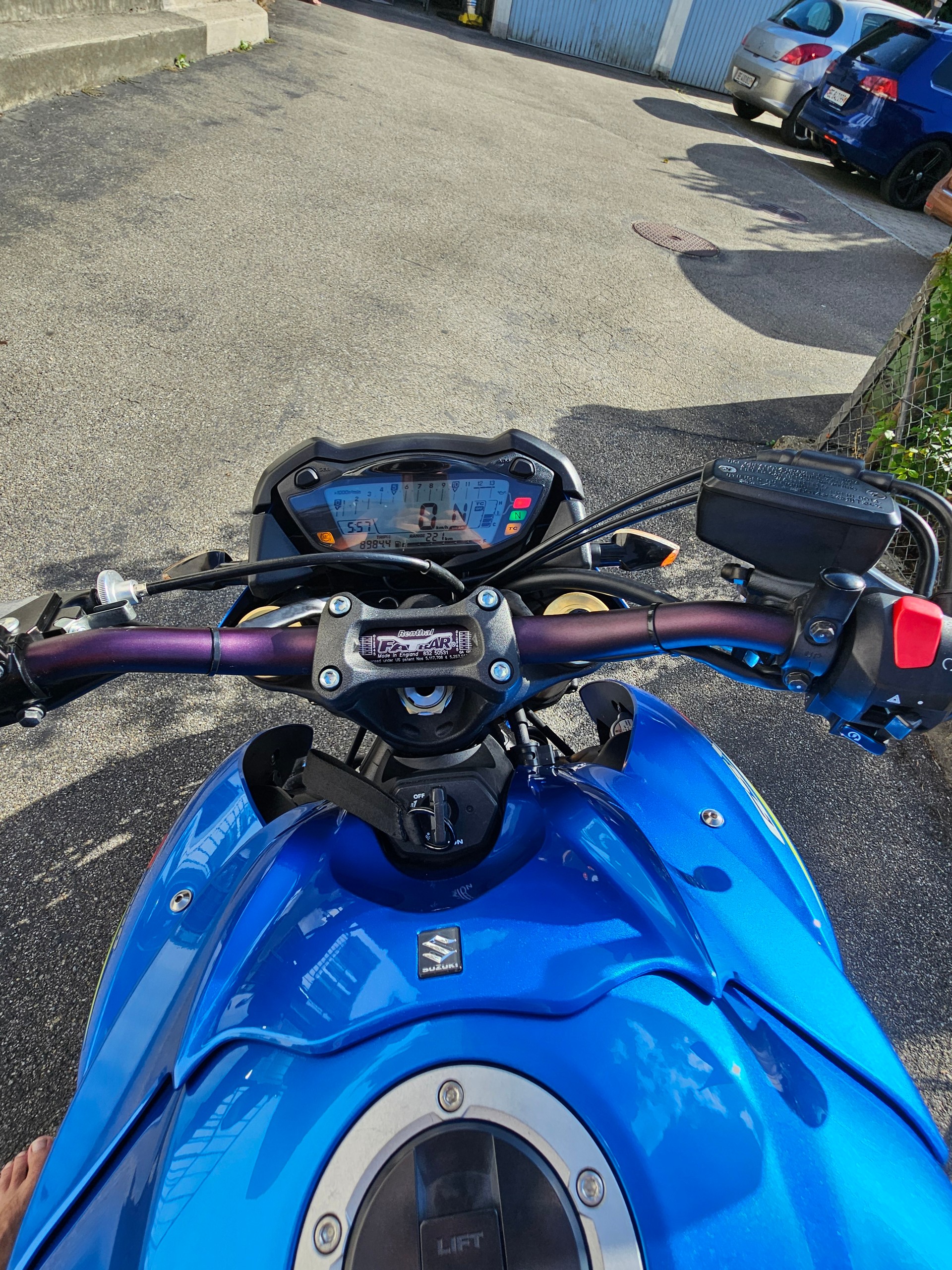 SUZUKI GSX-S 1000 ABS-image-5