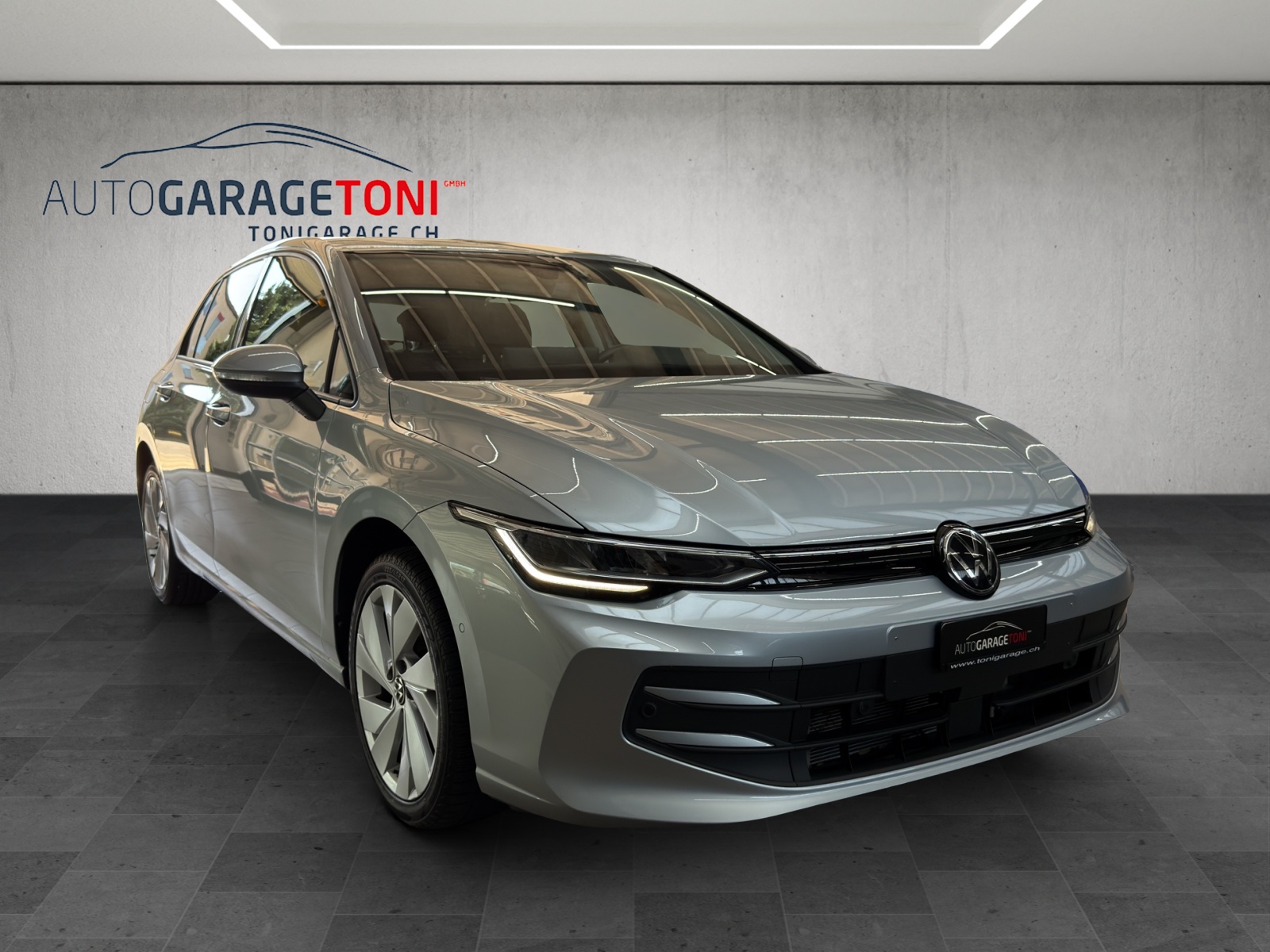 VW Golf 2.0 TDI Style DSG *Werksgarantie bis 06.2030*-showroom-element-1