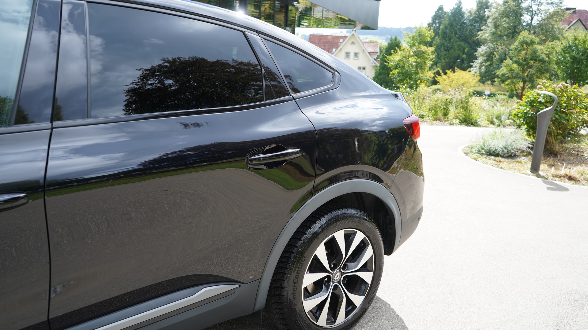 RENAULT Arkana 1.6 E-Tech R.S.Line-image-18