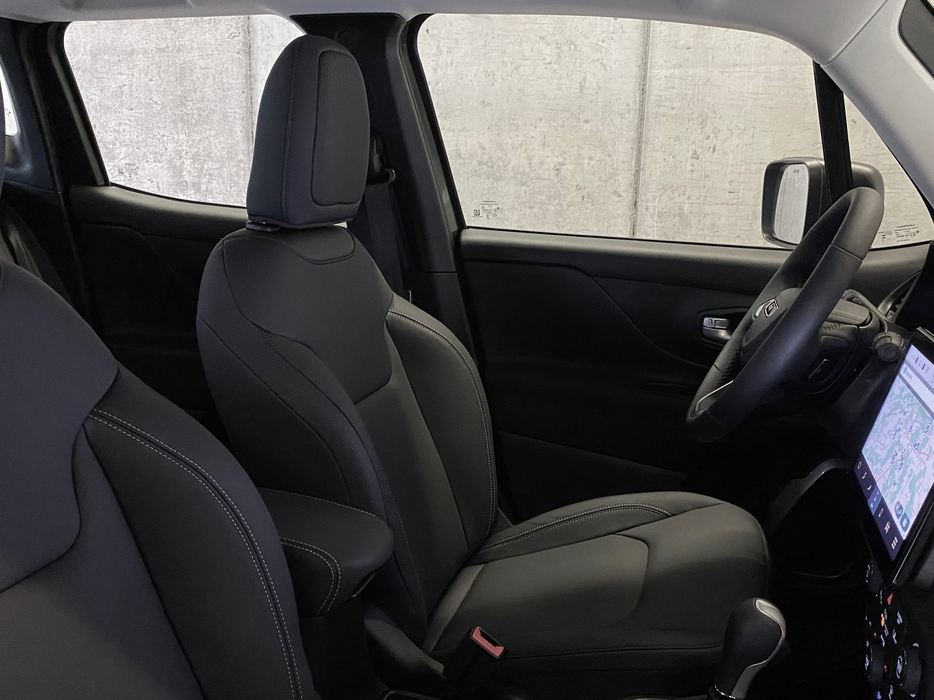 JEEP Renegade *1.5 MilHybrid*Swiss*Summit*-image-28