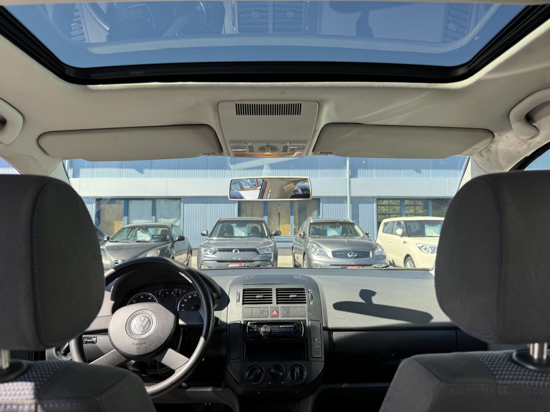 VW Polo 1.4 16V Highline Automatique-image-10