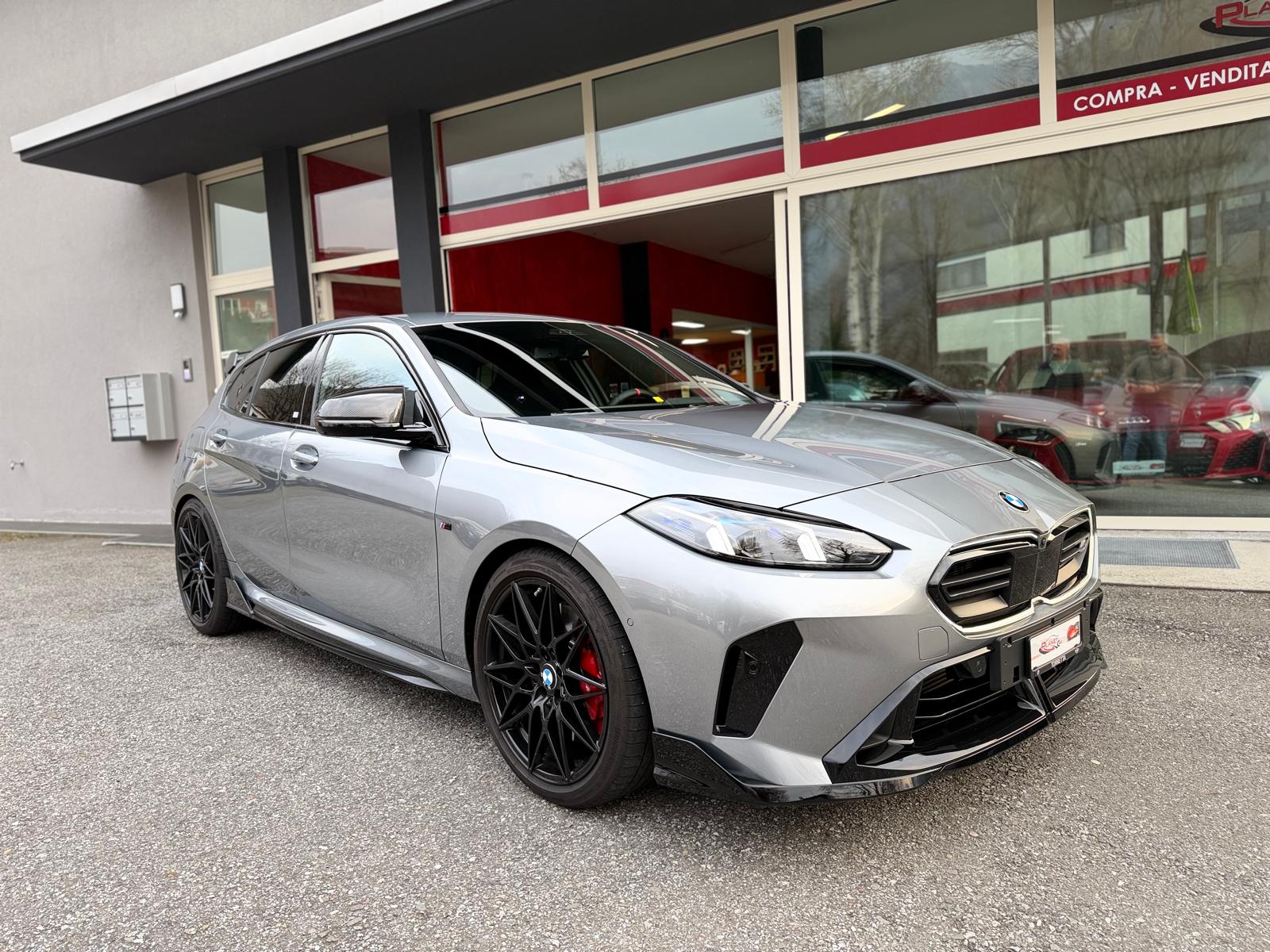 BMW M135 xDrive M Sport Pro *50 Years Edition*-image-6