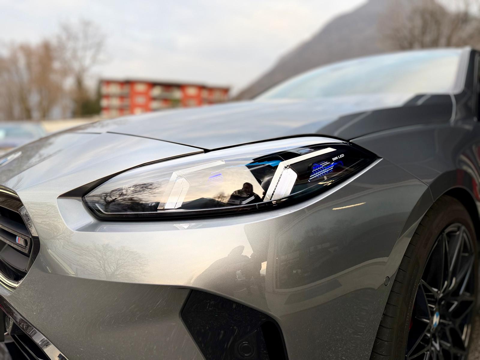 BMW M135 xDrive M Sport Pro *50 Years Edition*-image-8