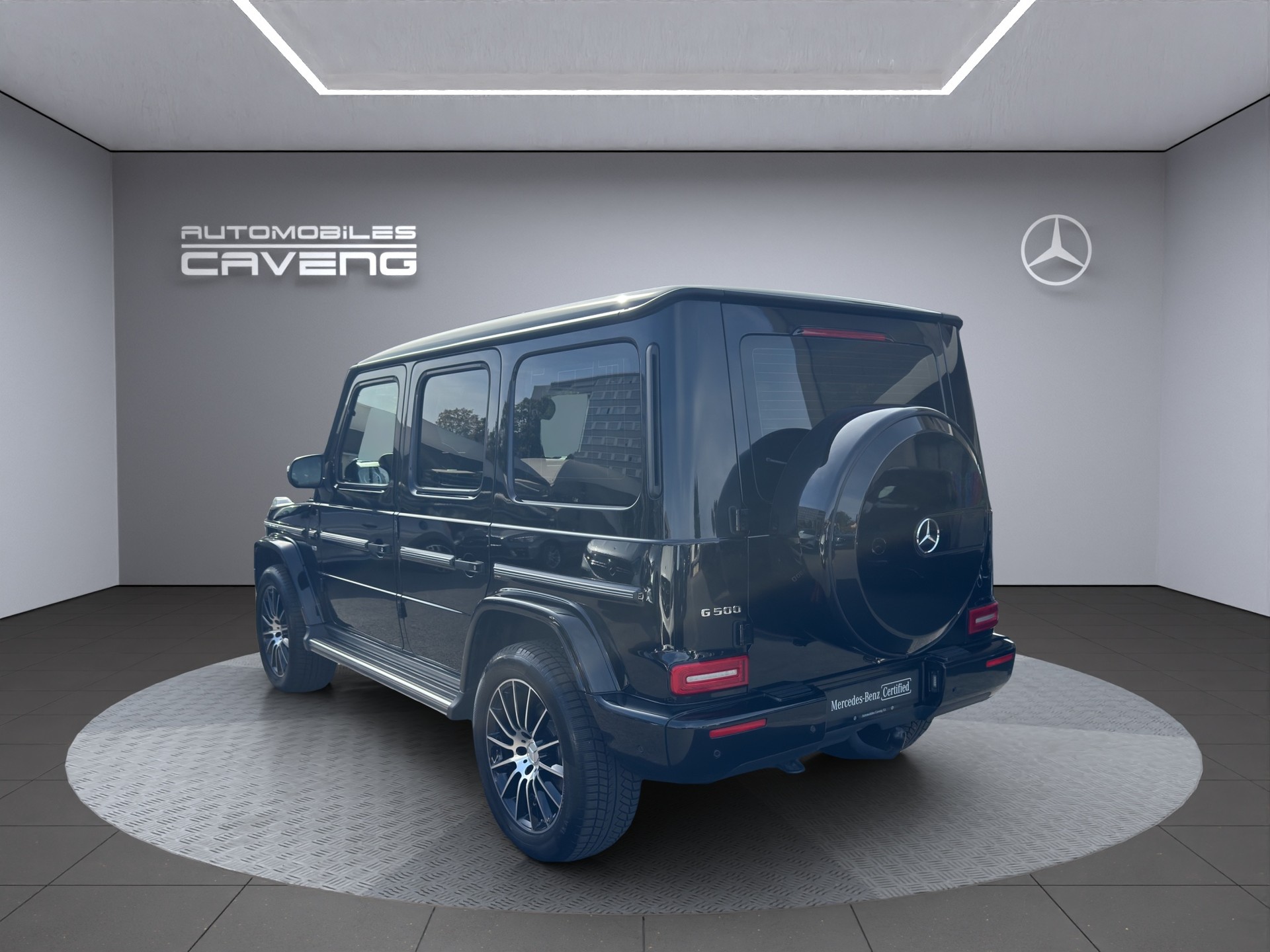 MERCEDES-BENZ G 500 9G-Tronic-showroom-element-2