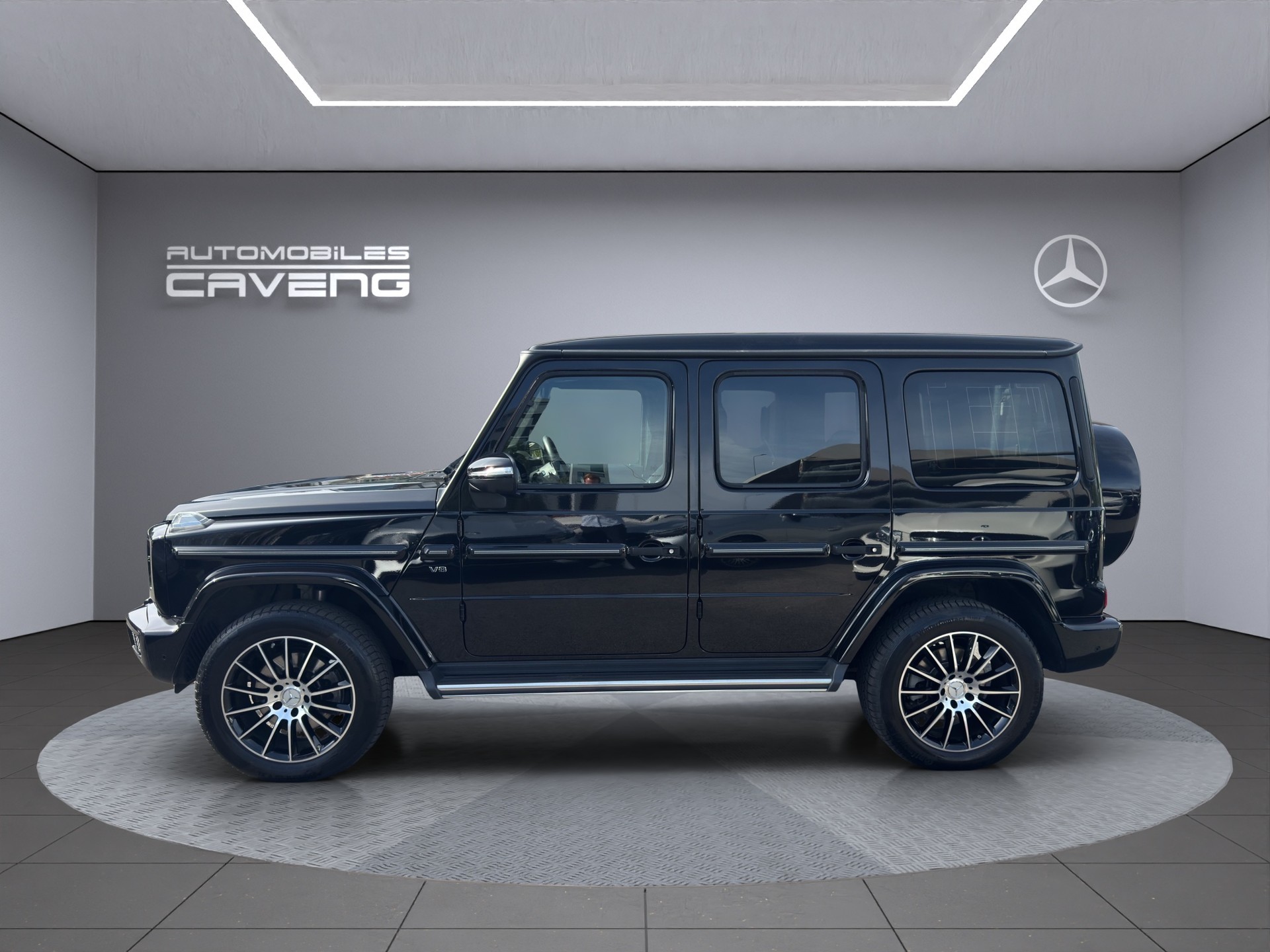MERCEDES-BENZ G 500 9G-Tronic-showroom-element-1