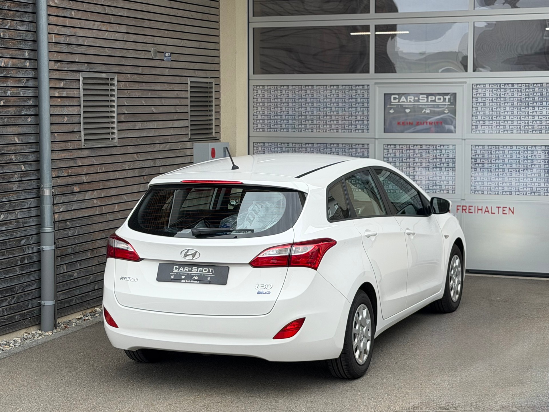 HYUNDAI i30 Wagon 1.4 Comfort-showroom-element-3