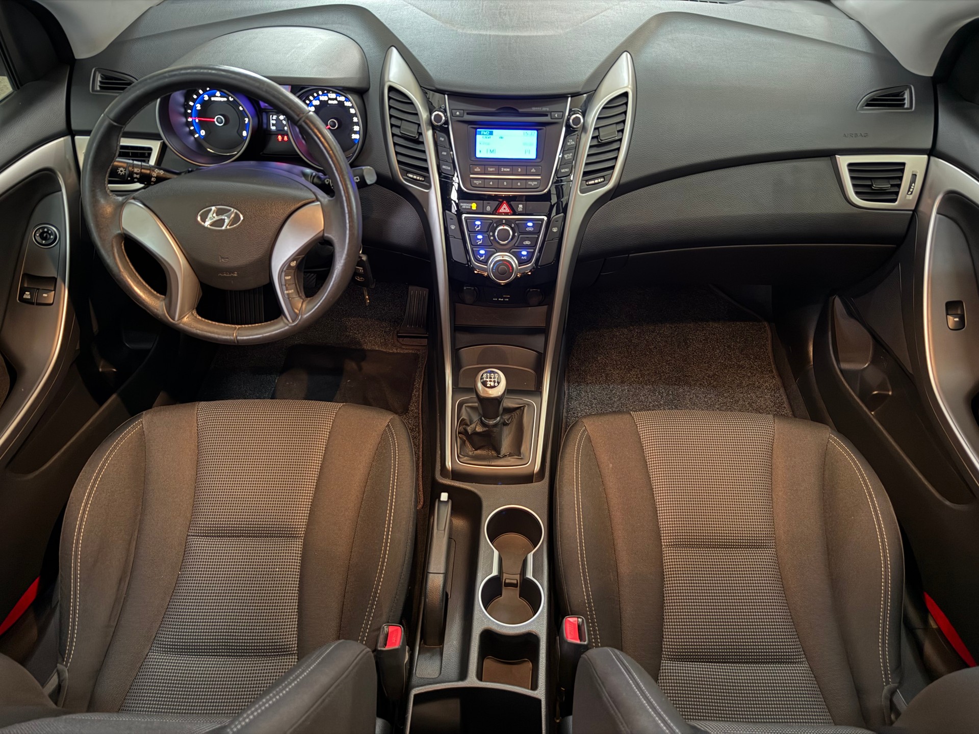 HYUNDAI i30 Wagon 1.4 Comfort-image-7