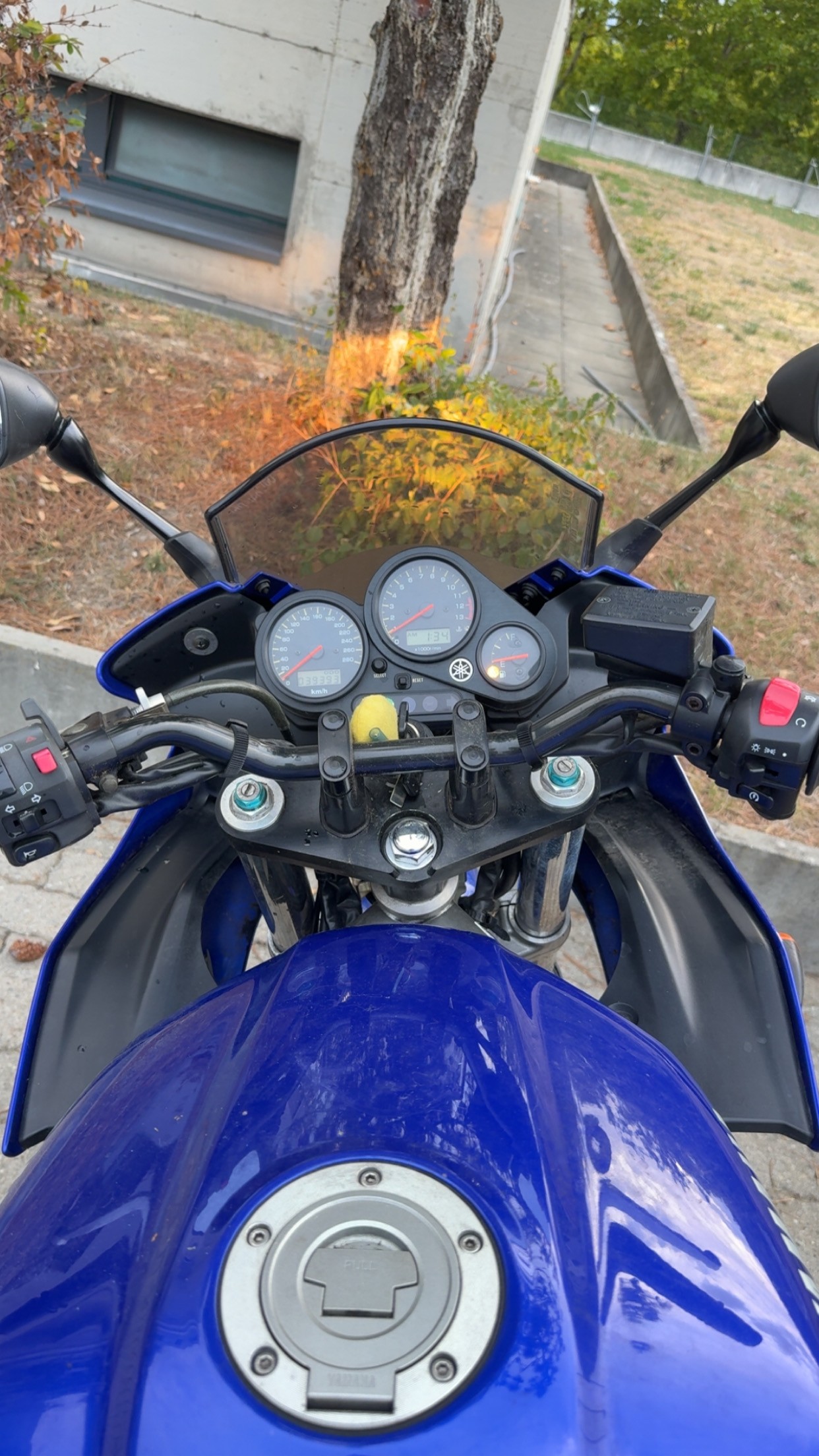 YAMAHA FZS 1000 Fazer-image-6