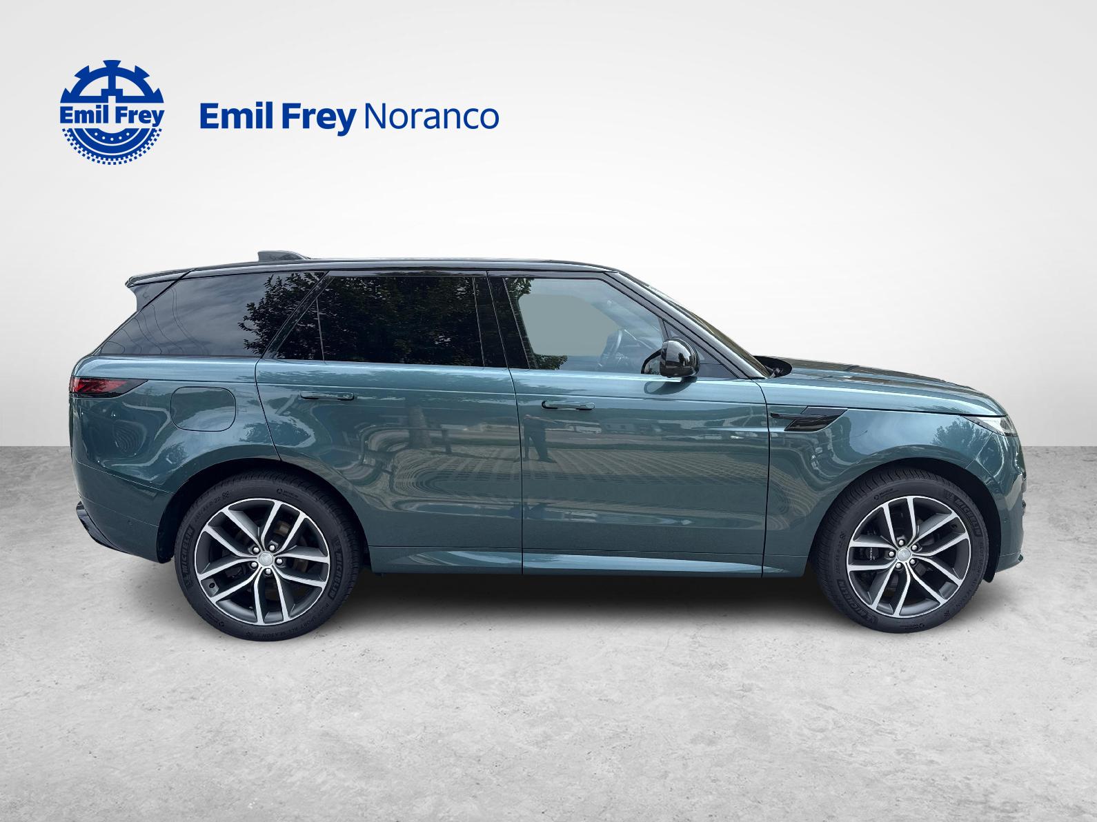 LAND ROVER Range Rover Sport 3.0 TD6 350 First Edition-image-5