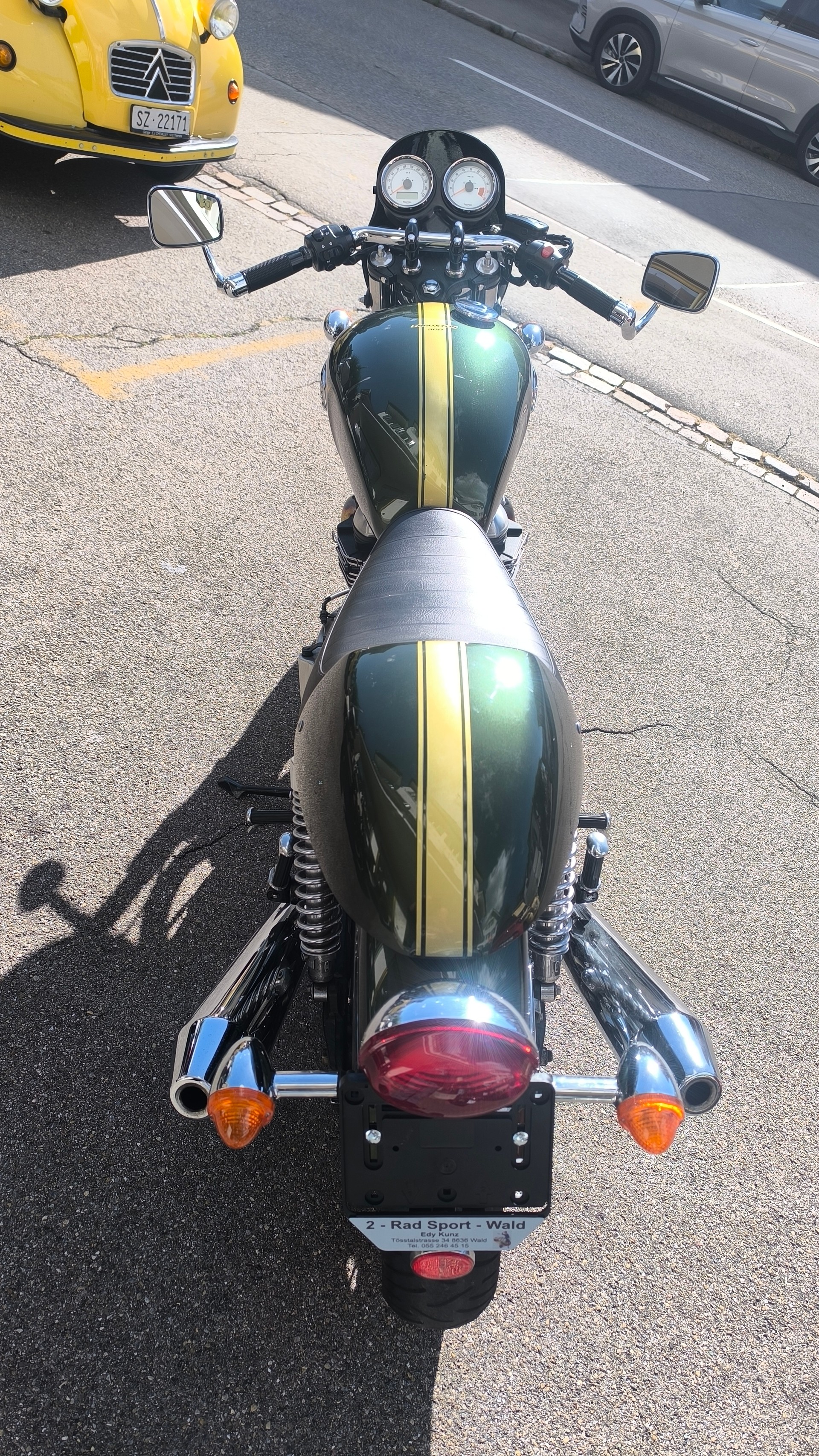 TRIUMPH Thruxton-image-5