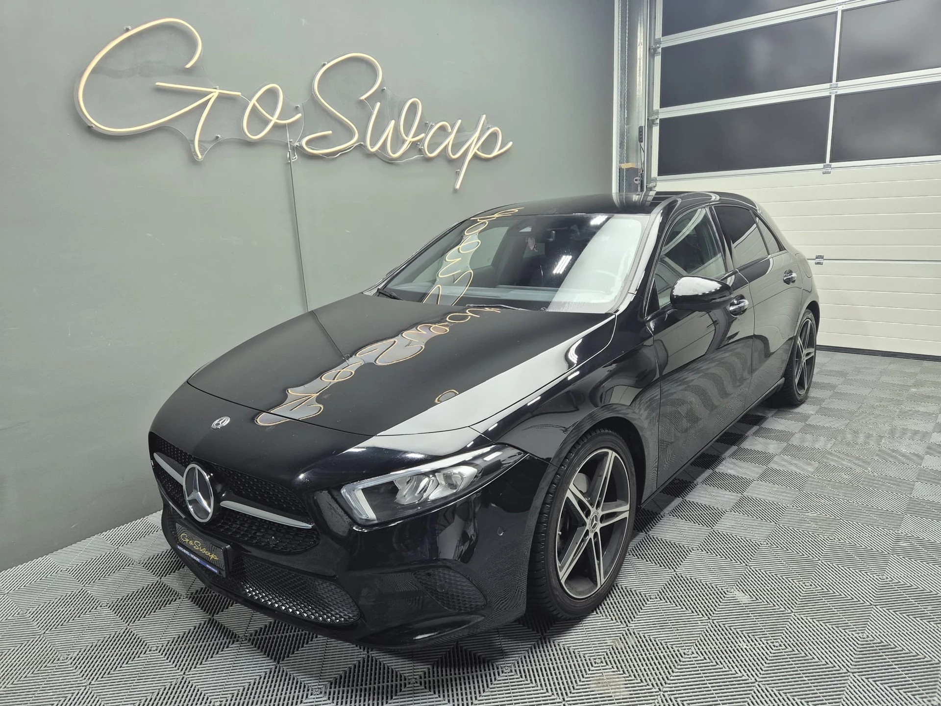 MERCEDES-BENZ A 180 Progressive 7G-DCT - Caméra de recul-image-4